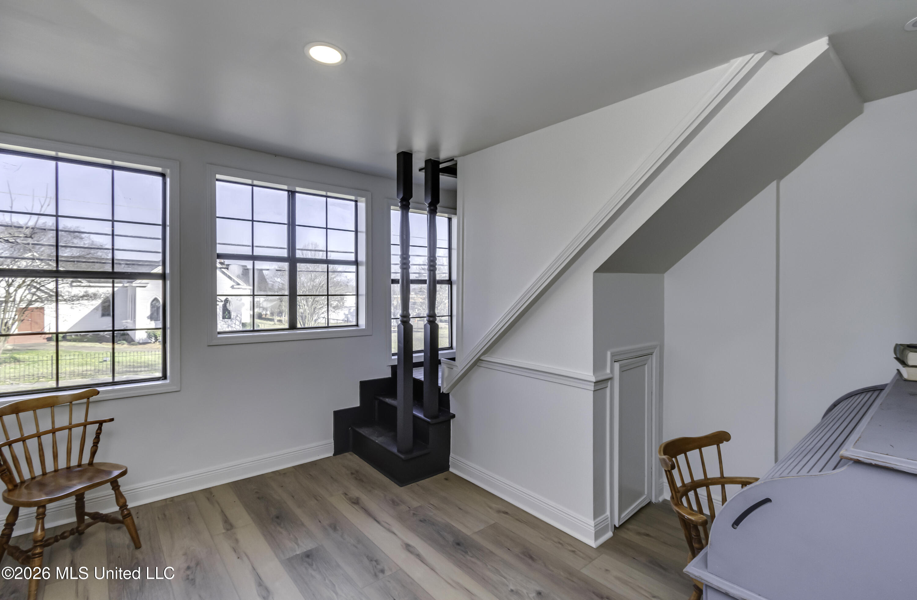 105 N College Street Property Photo 30