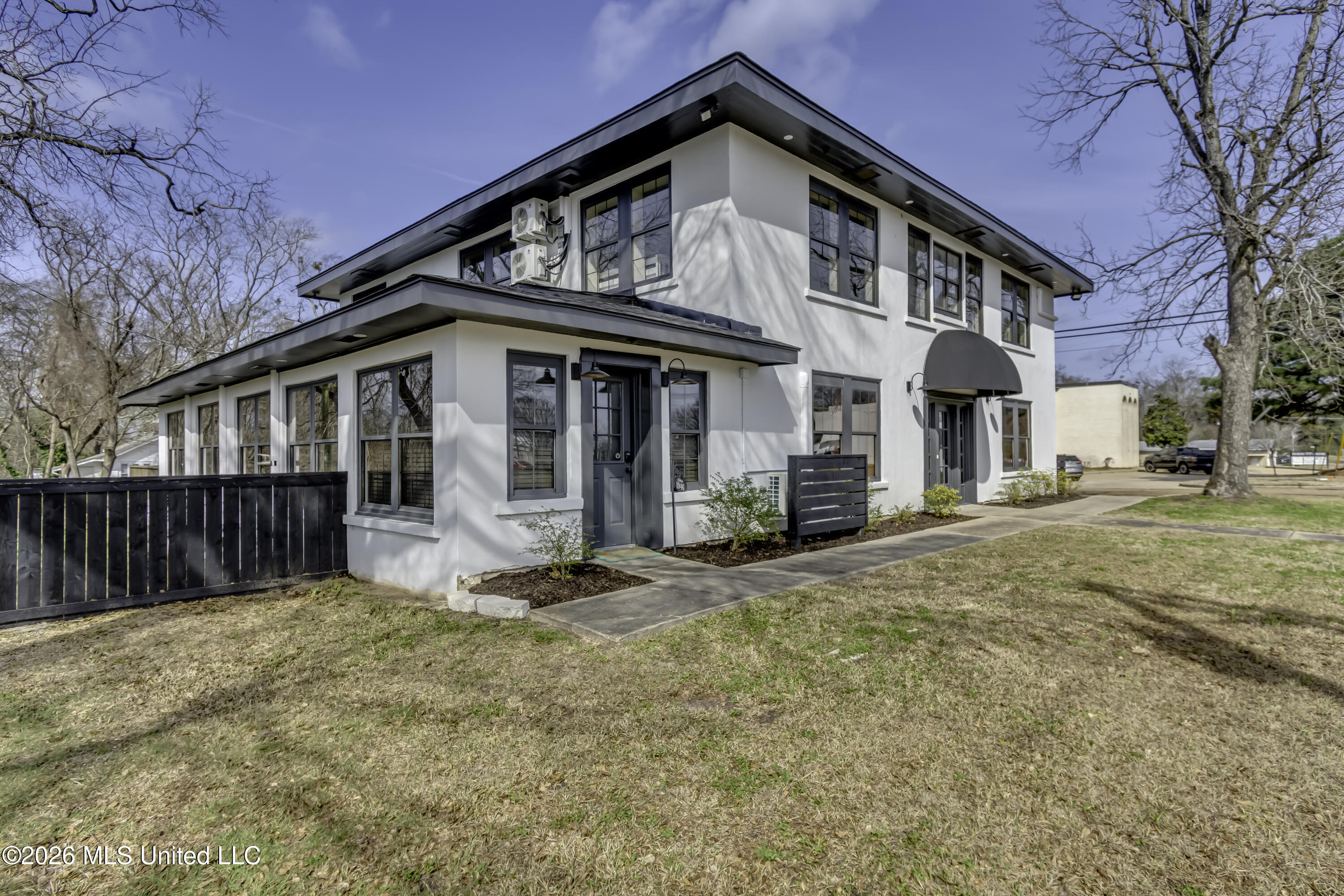 105 N College Street Property Photo 48