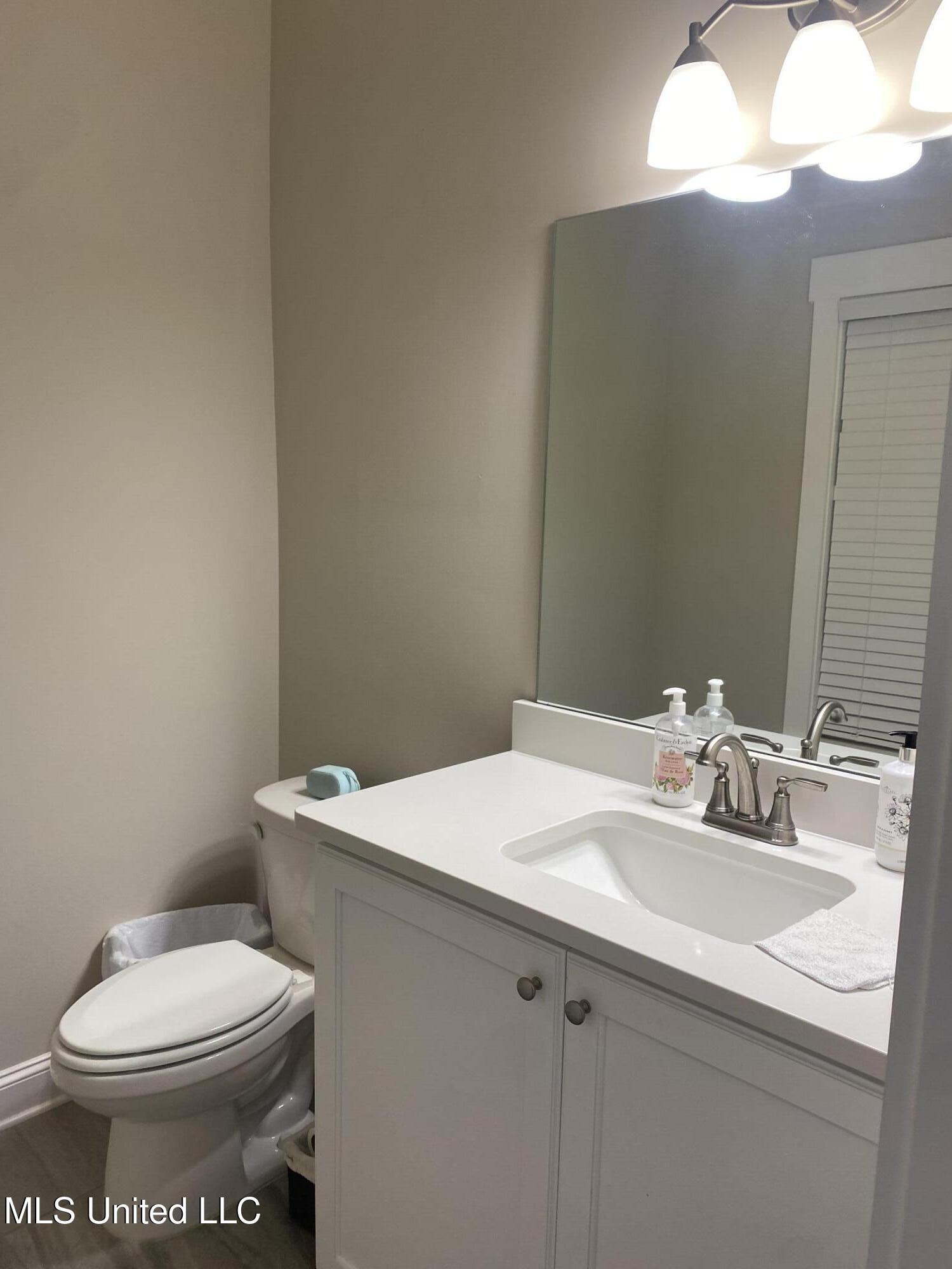 7414 Crosswinds Boulevard Property Photo 8