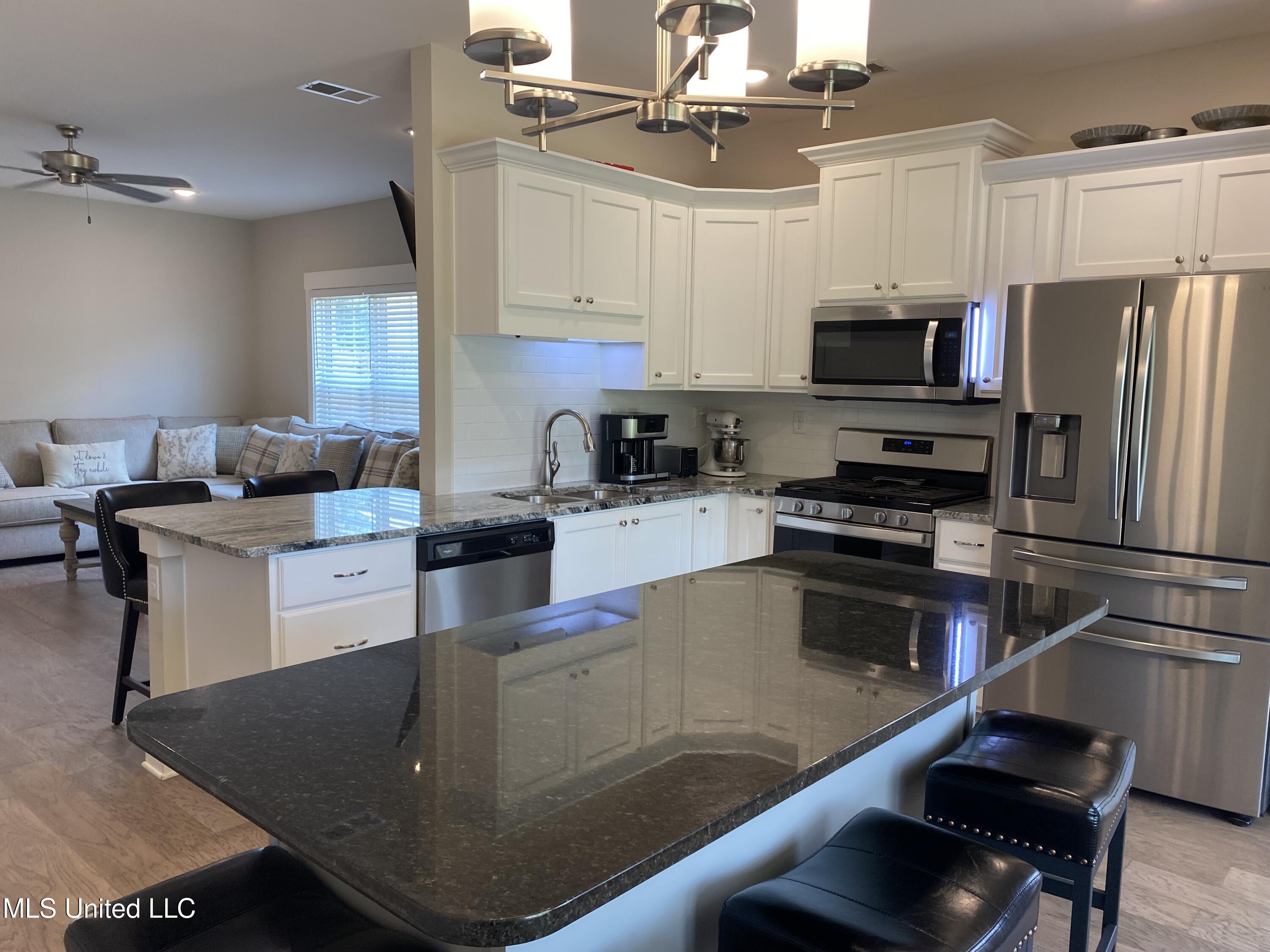 7414 Crosswinds Boulevard Property Photo 12