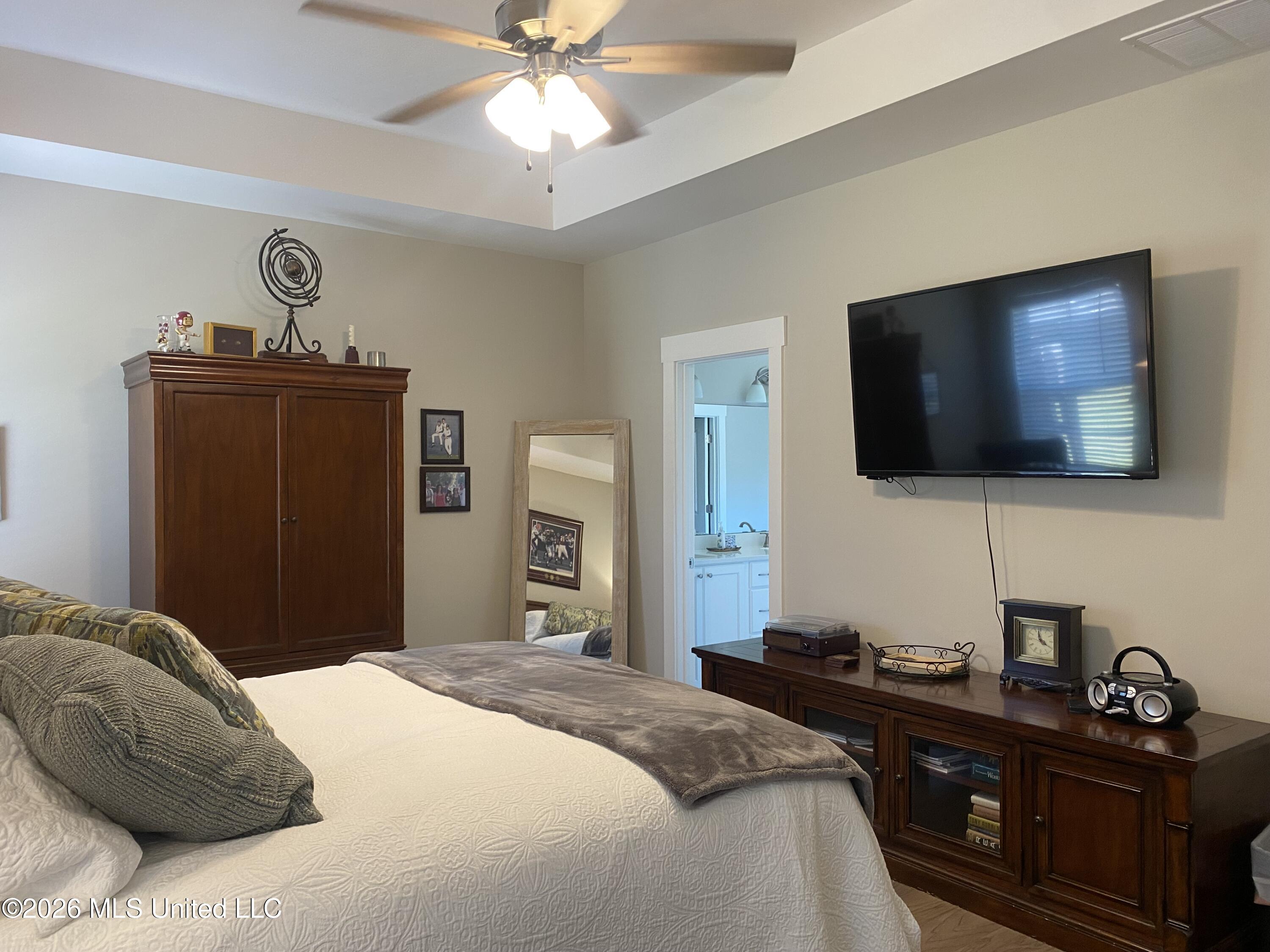 7414 Crosswinds Boulevard Property Photo 14