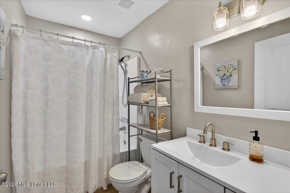 40 Burborne Street Property Photo 15