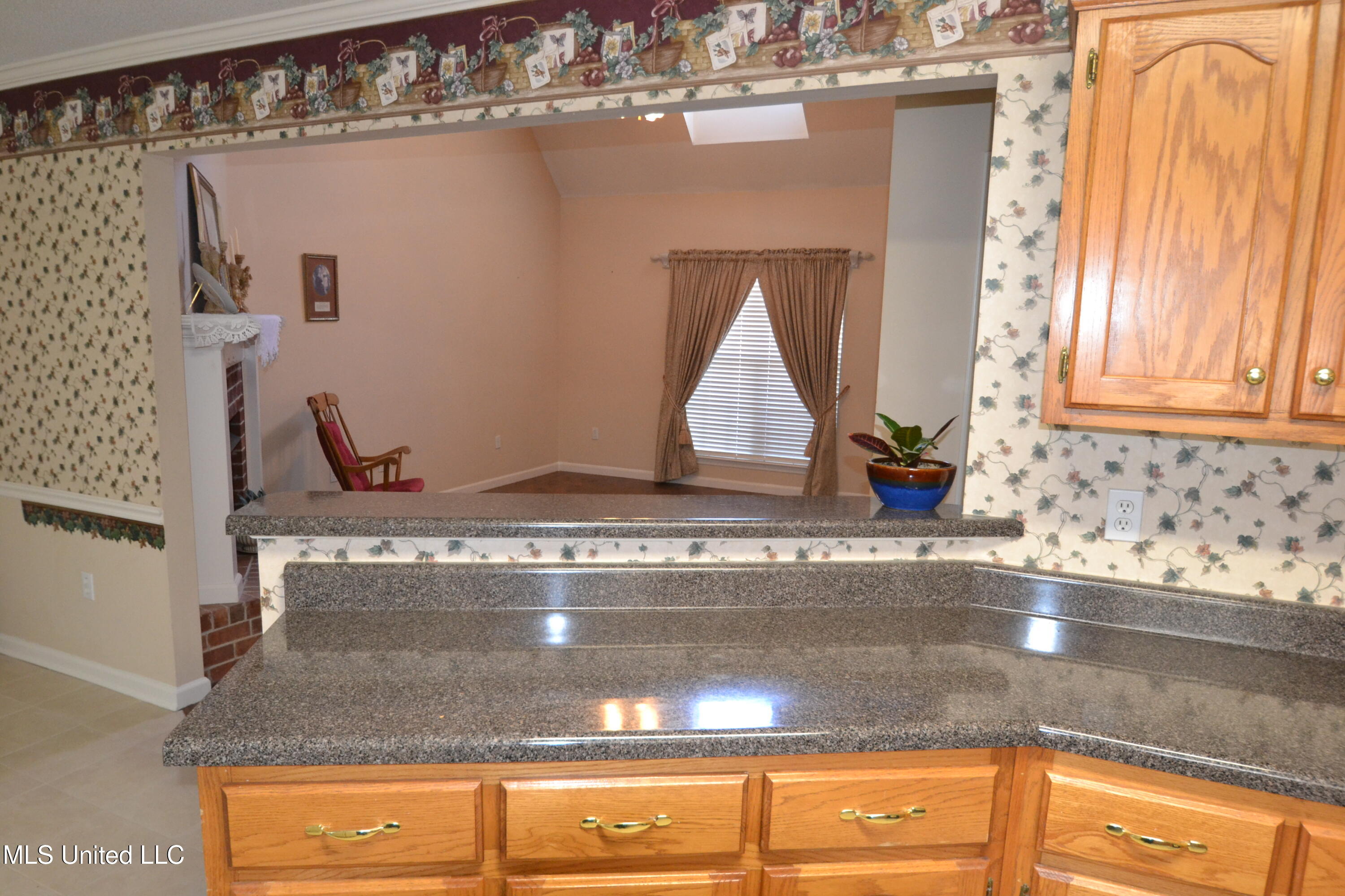 7423 Bridle Cove Property Photo 15