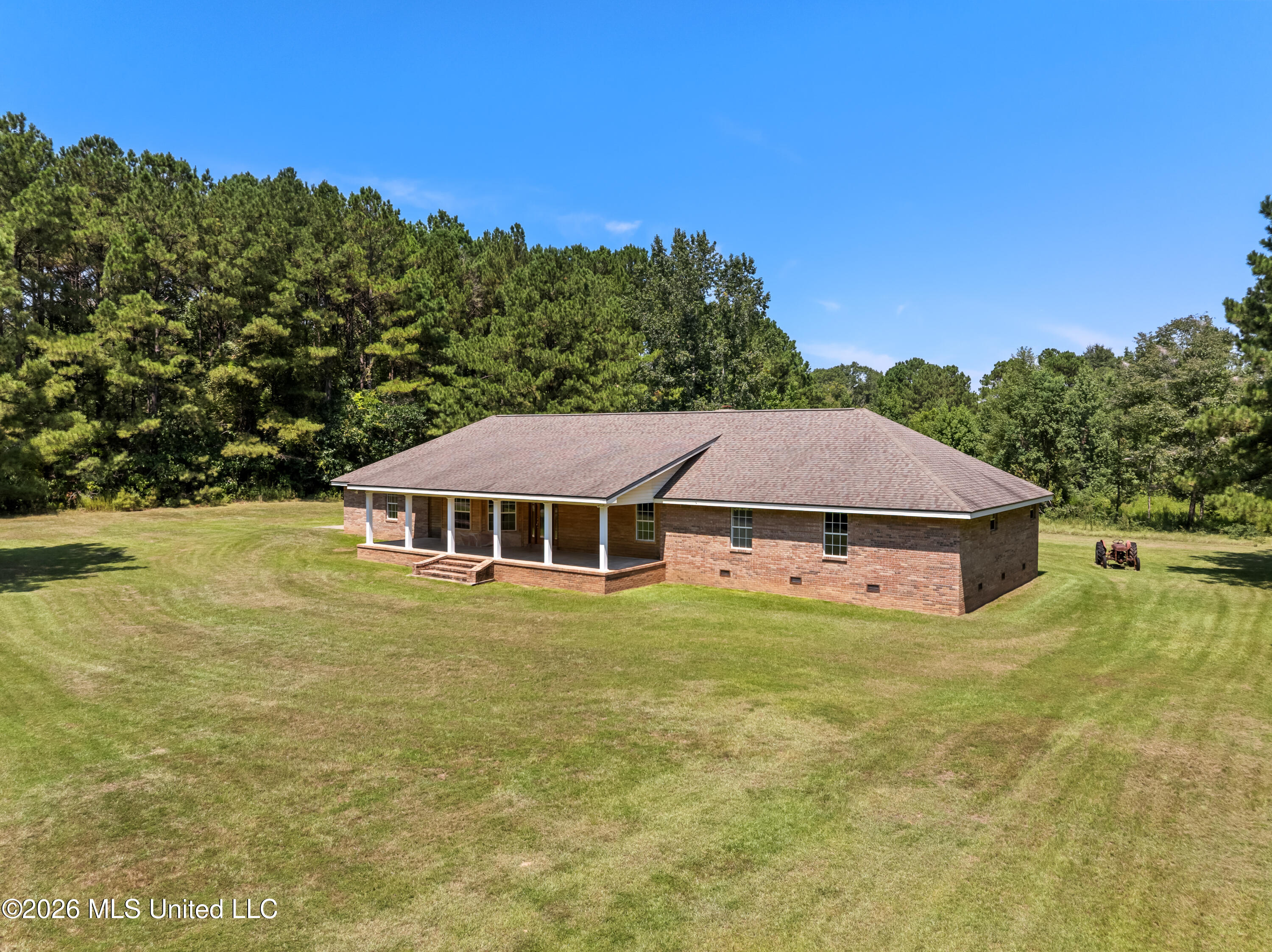 28 J D Aultman Road Property Photo 1