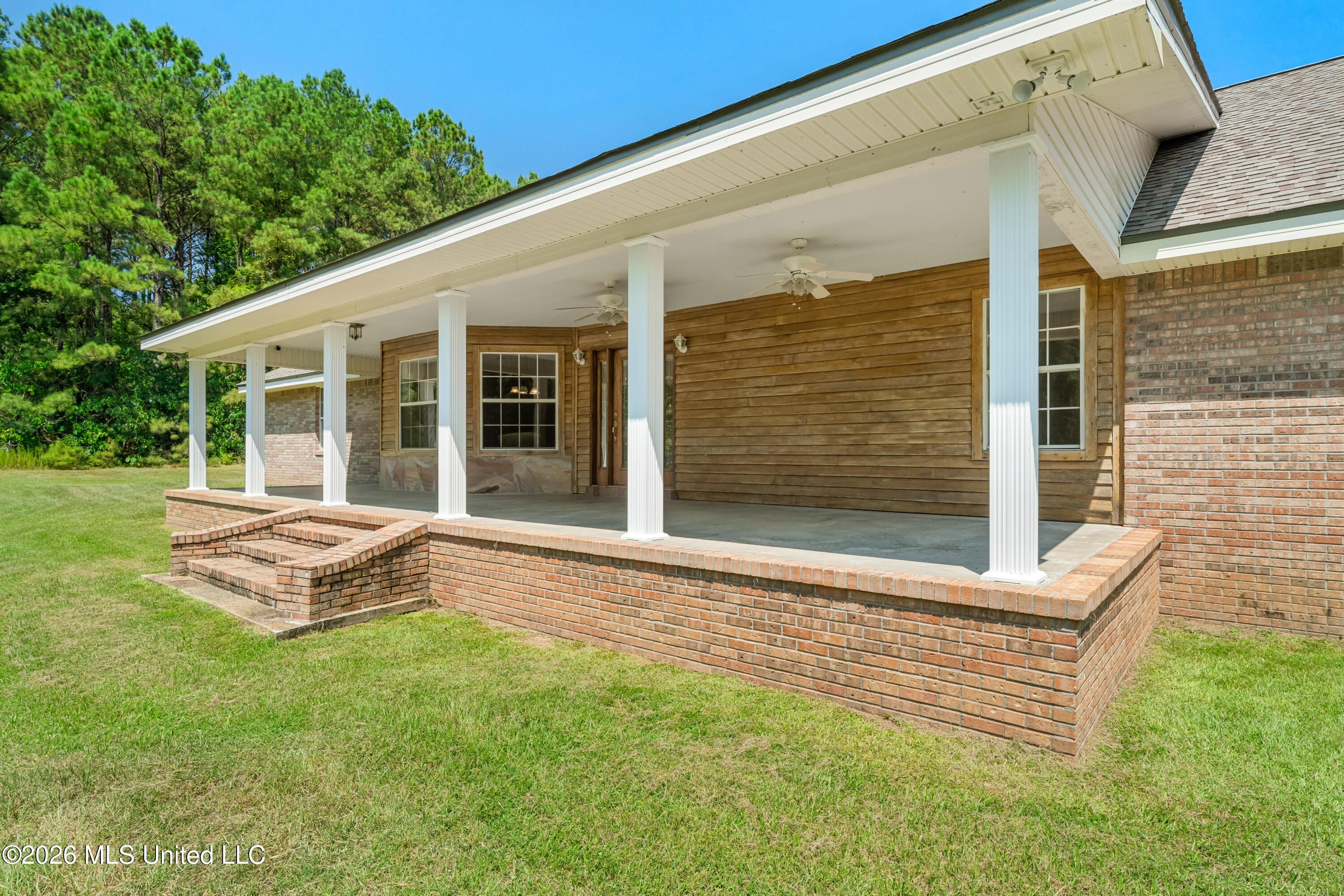 28 J D Aultman Road Property Photo 5