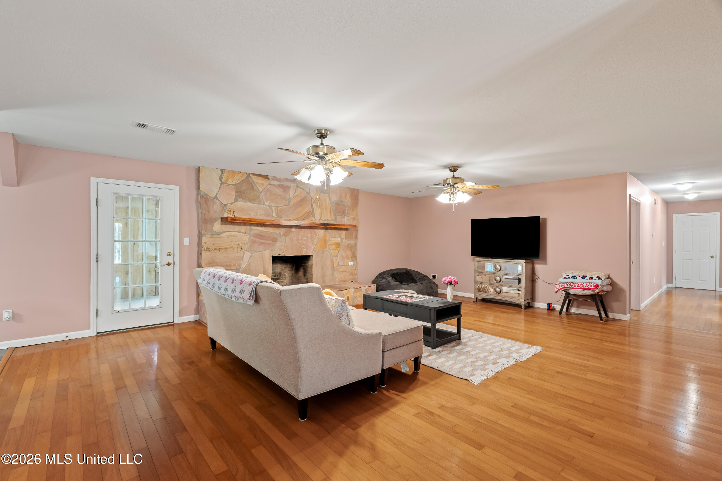 28 J D Aultman Road Property Photo 11
