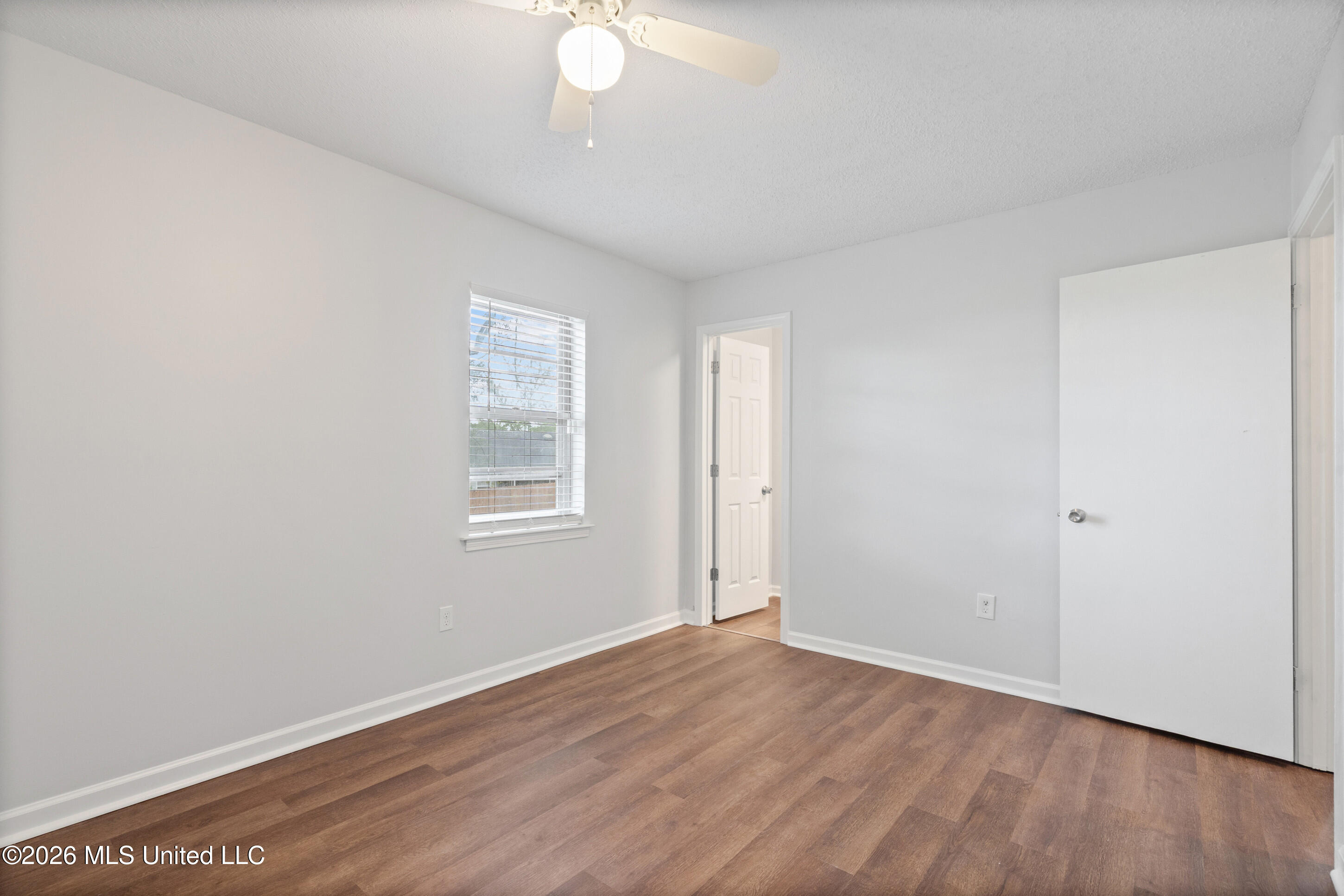 7764 Auburn Cove Property Photo 11