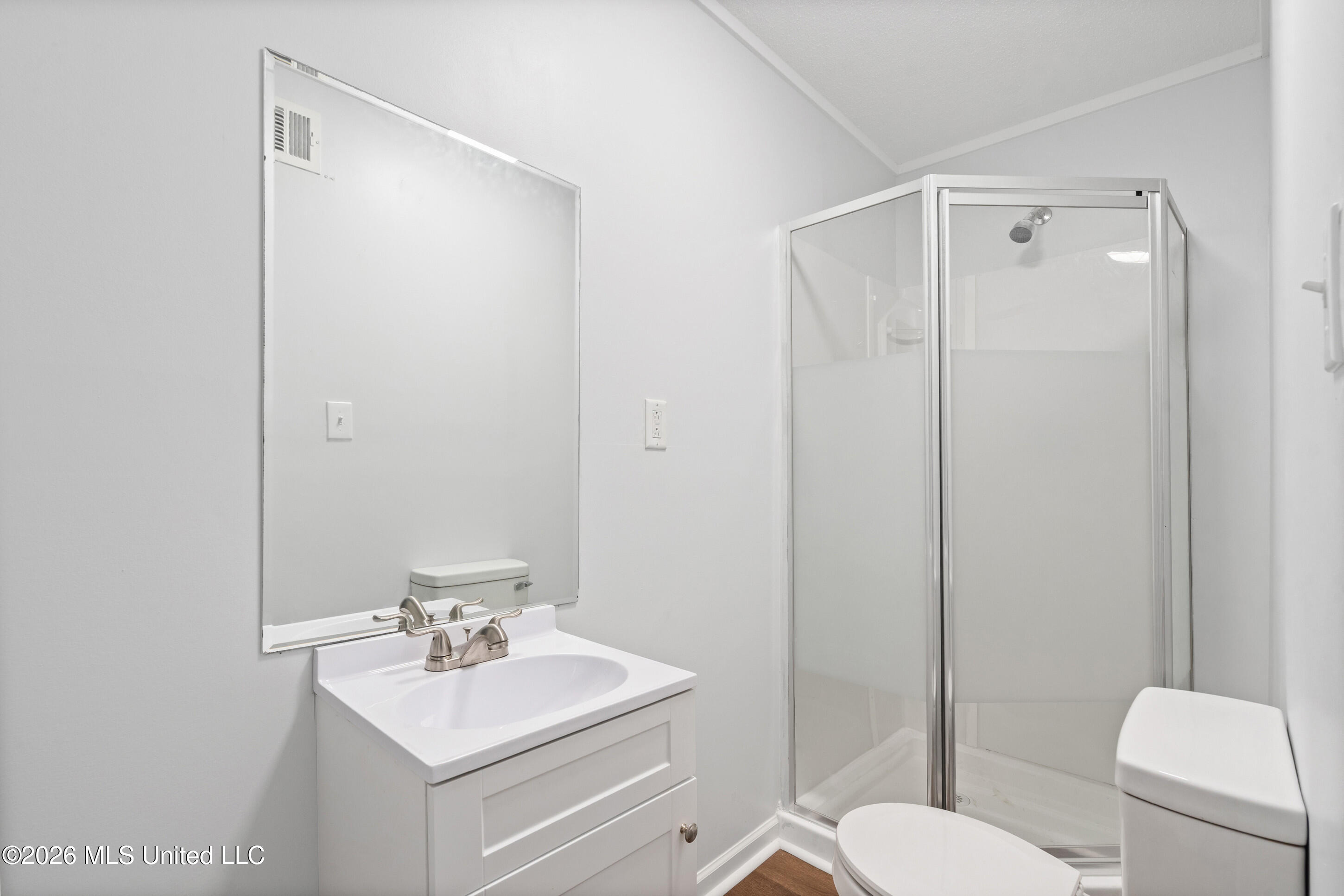 7764 Auburn Cove Property Photo 12