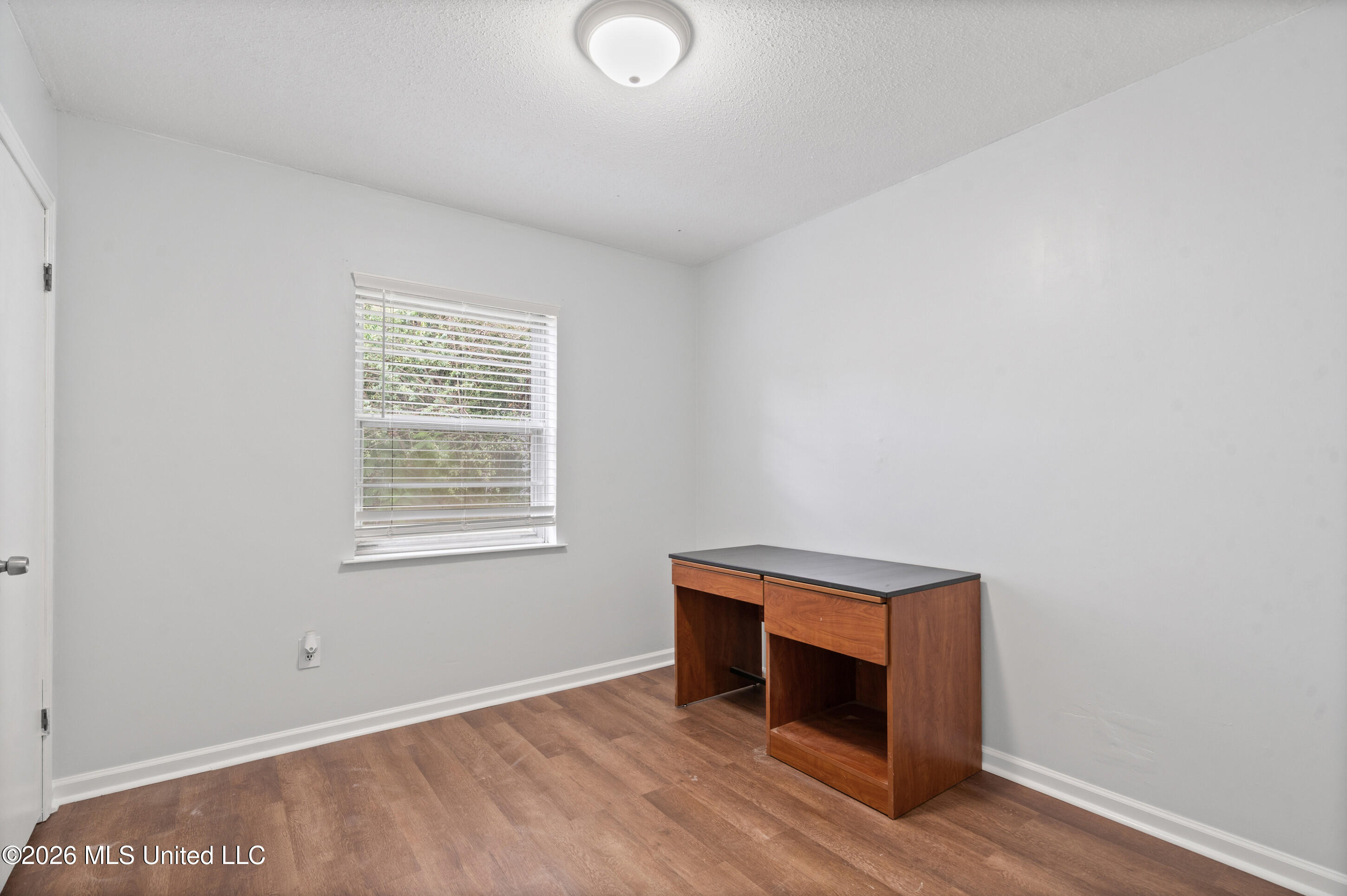 7764 Auburn Cove Property Photo 13