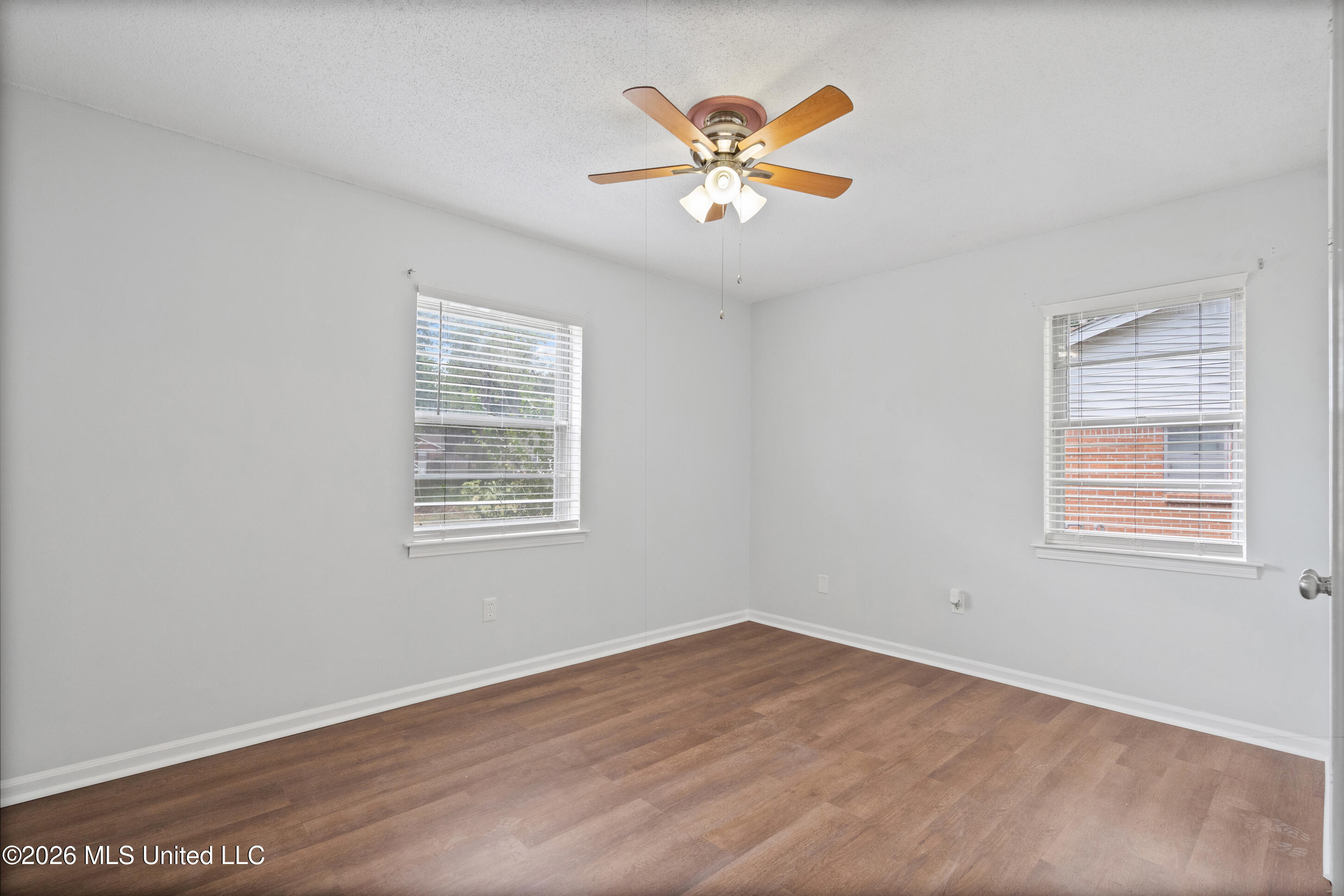 7764 Auburn Cove Property Photo 16