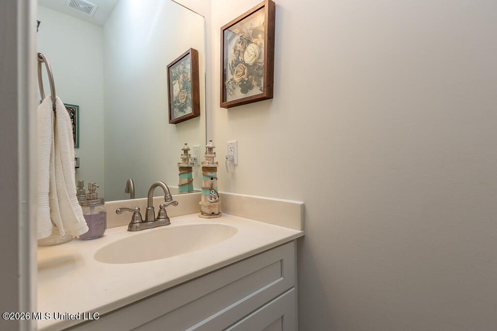 45 Centerline Roper Loop Property Photo 16