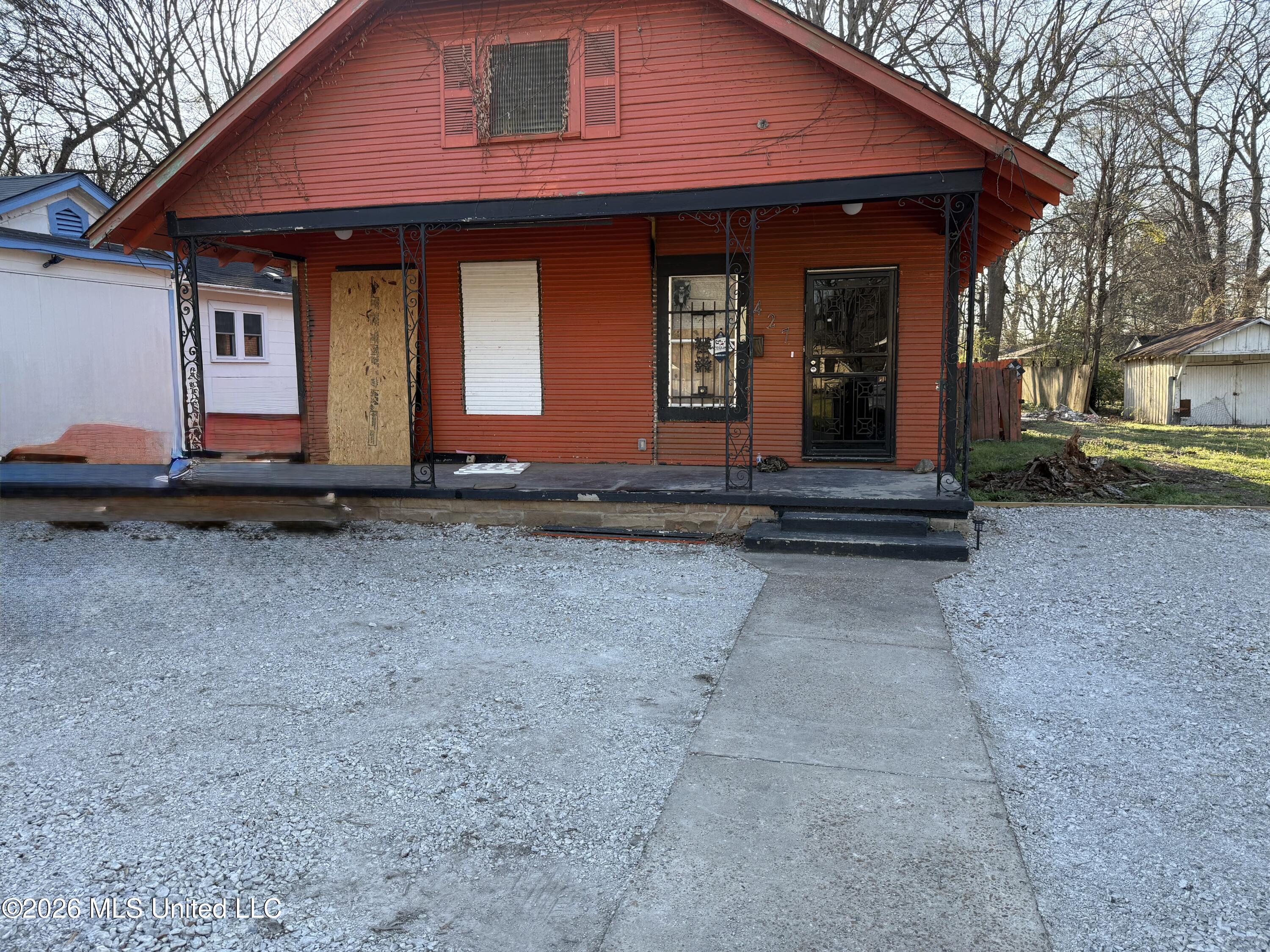 427 S Eureka Street Property Photo 1