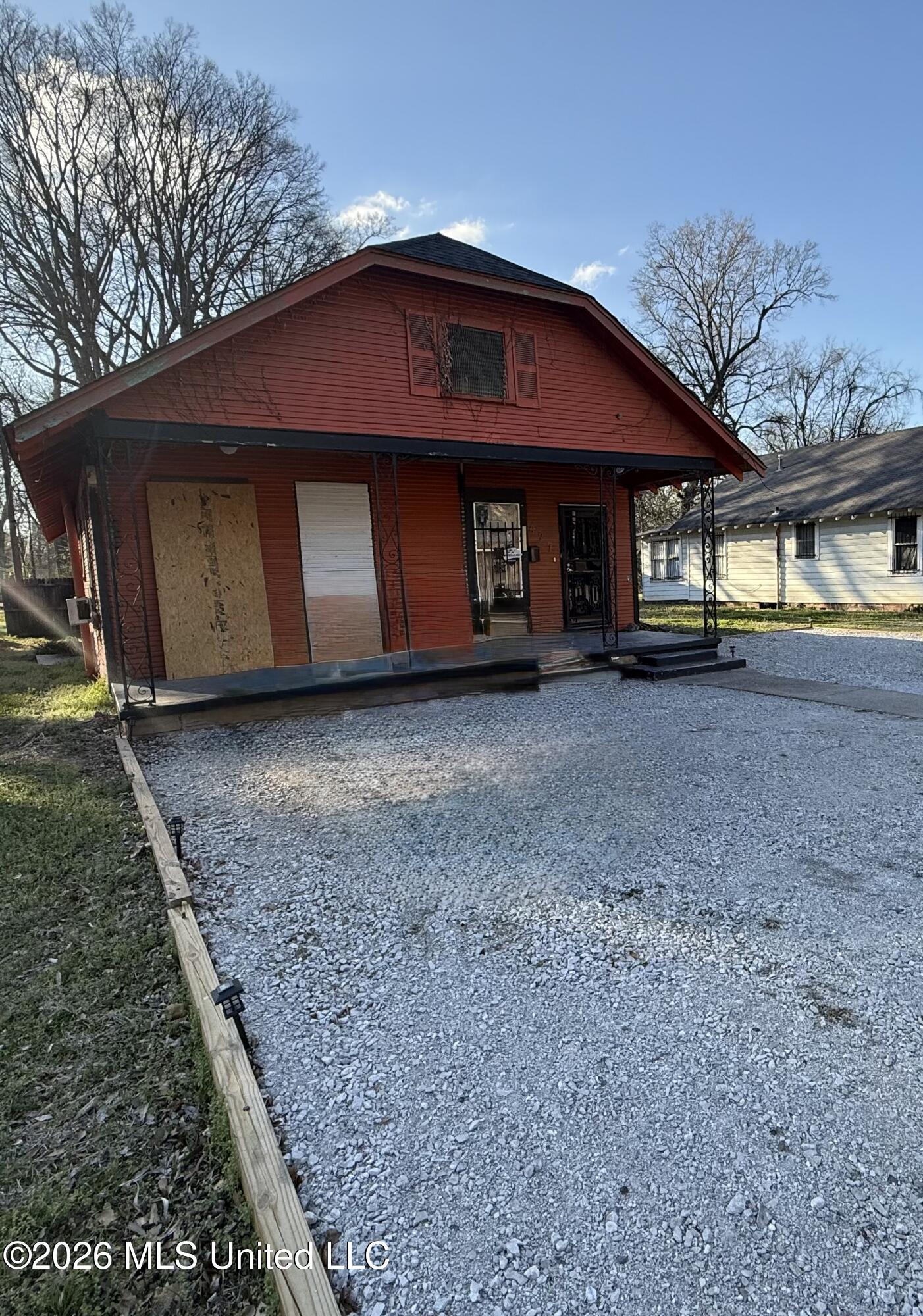 427 S Eureka Street Property Photo 2