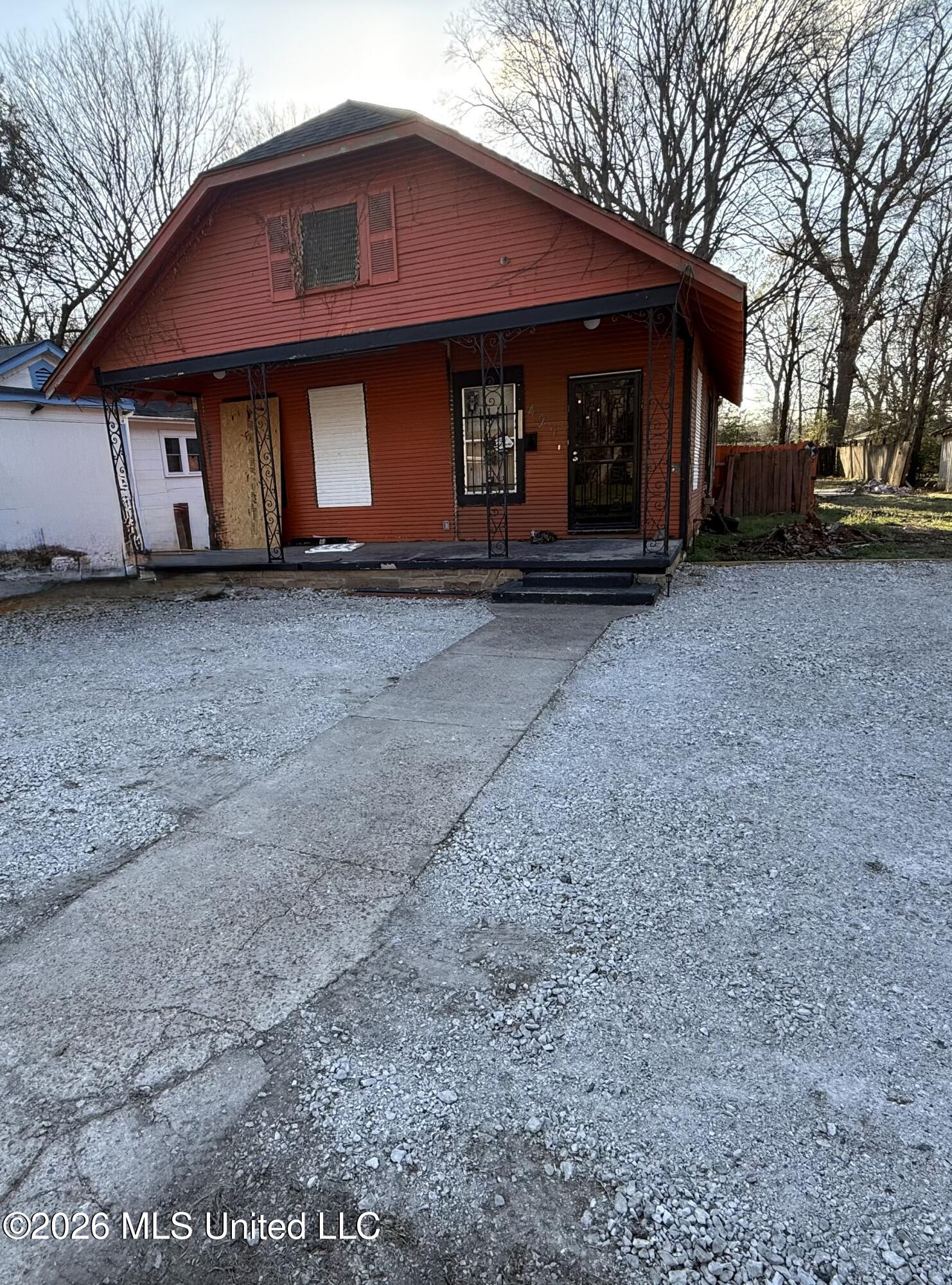 427 S Eureka Street Property Photo 3