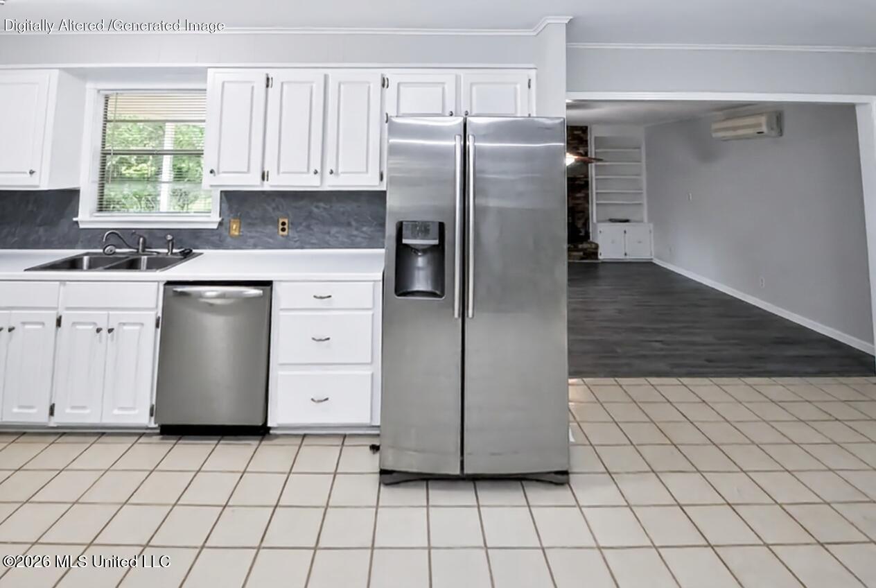 1242 W 18th Street Property Photo 5