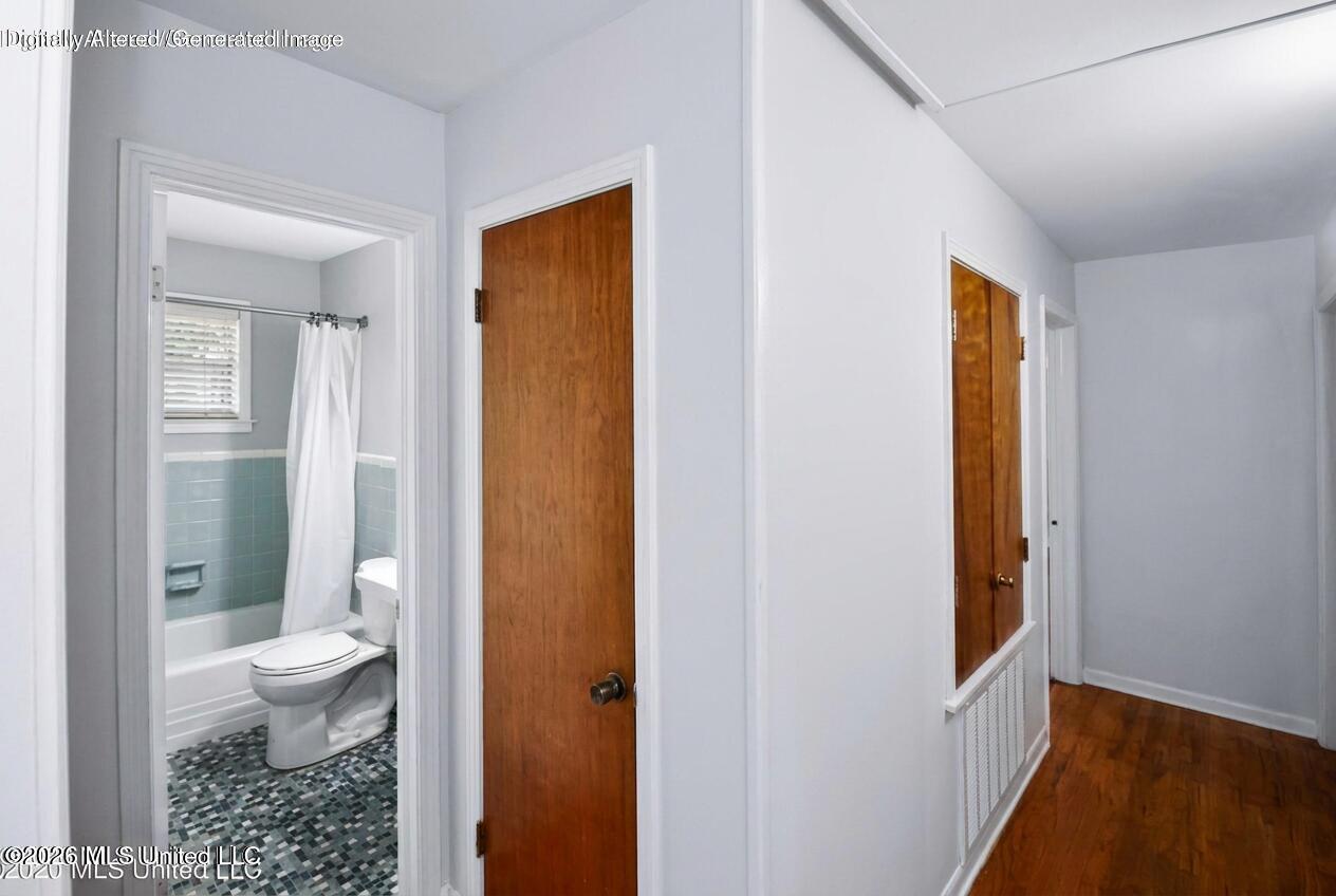 1242 W 18th Street Property Photo 16