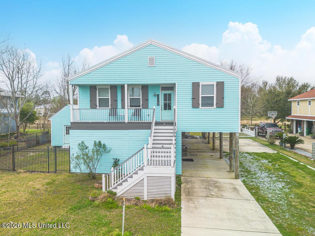 139 Sarahs Lane Property Photo 1