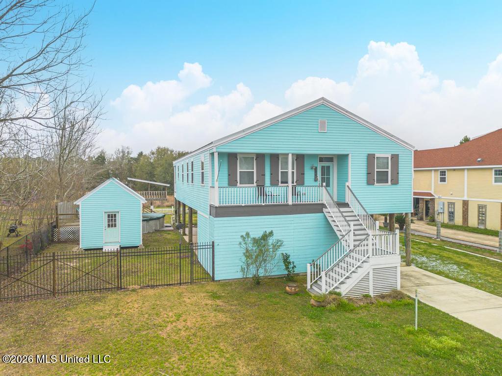 139 Sarahs Lane Property Photo 4