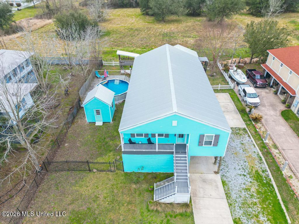 139 Sarahs Lane Property Photo 5