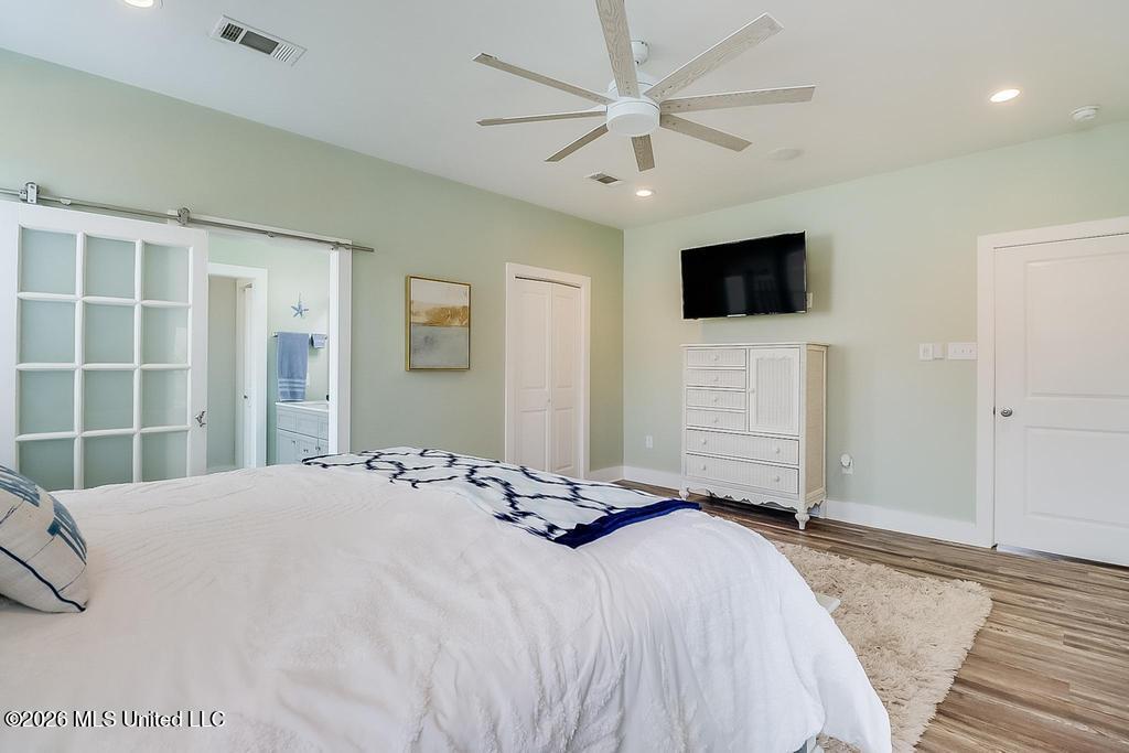 139 Sarahs Lane Property Photo 29