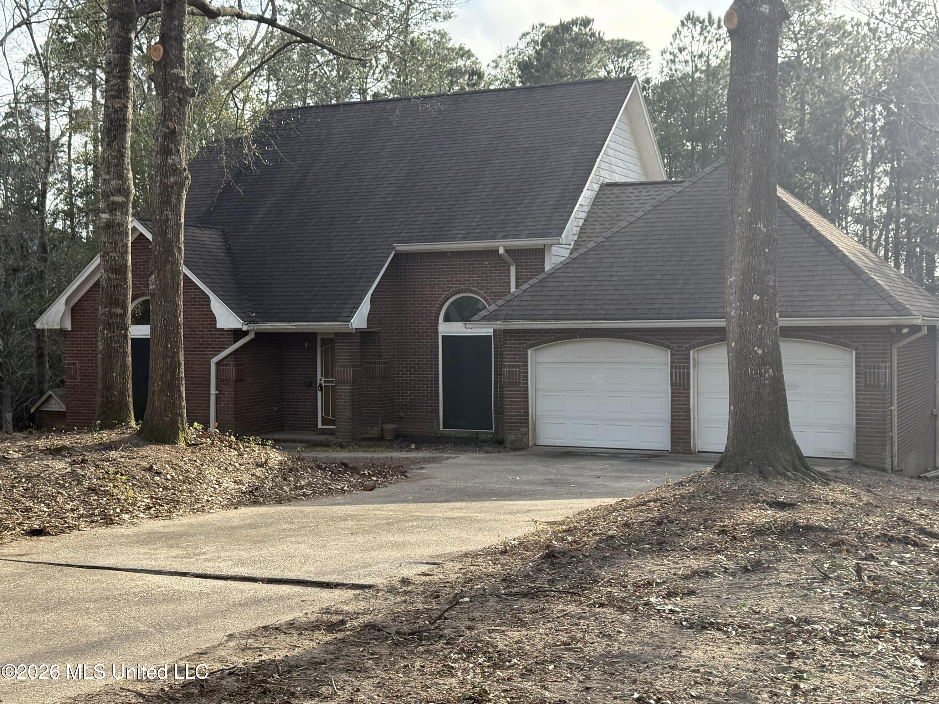 9213 Selena Drive Property Photo 2