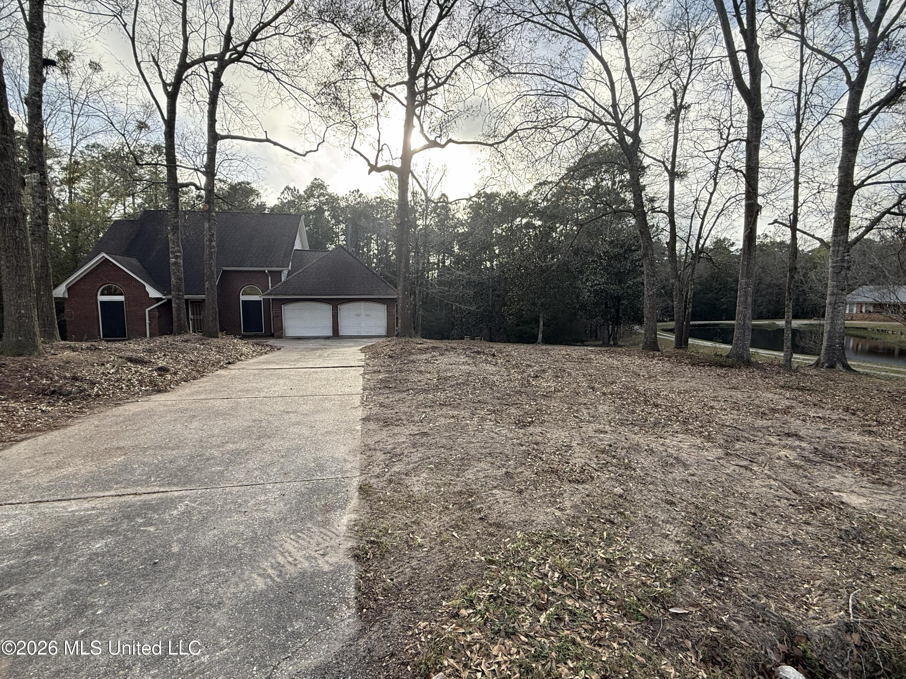 9213 Selena Drive Property Photo 5