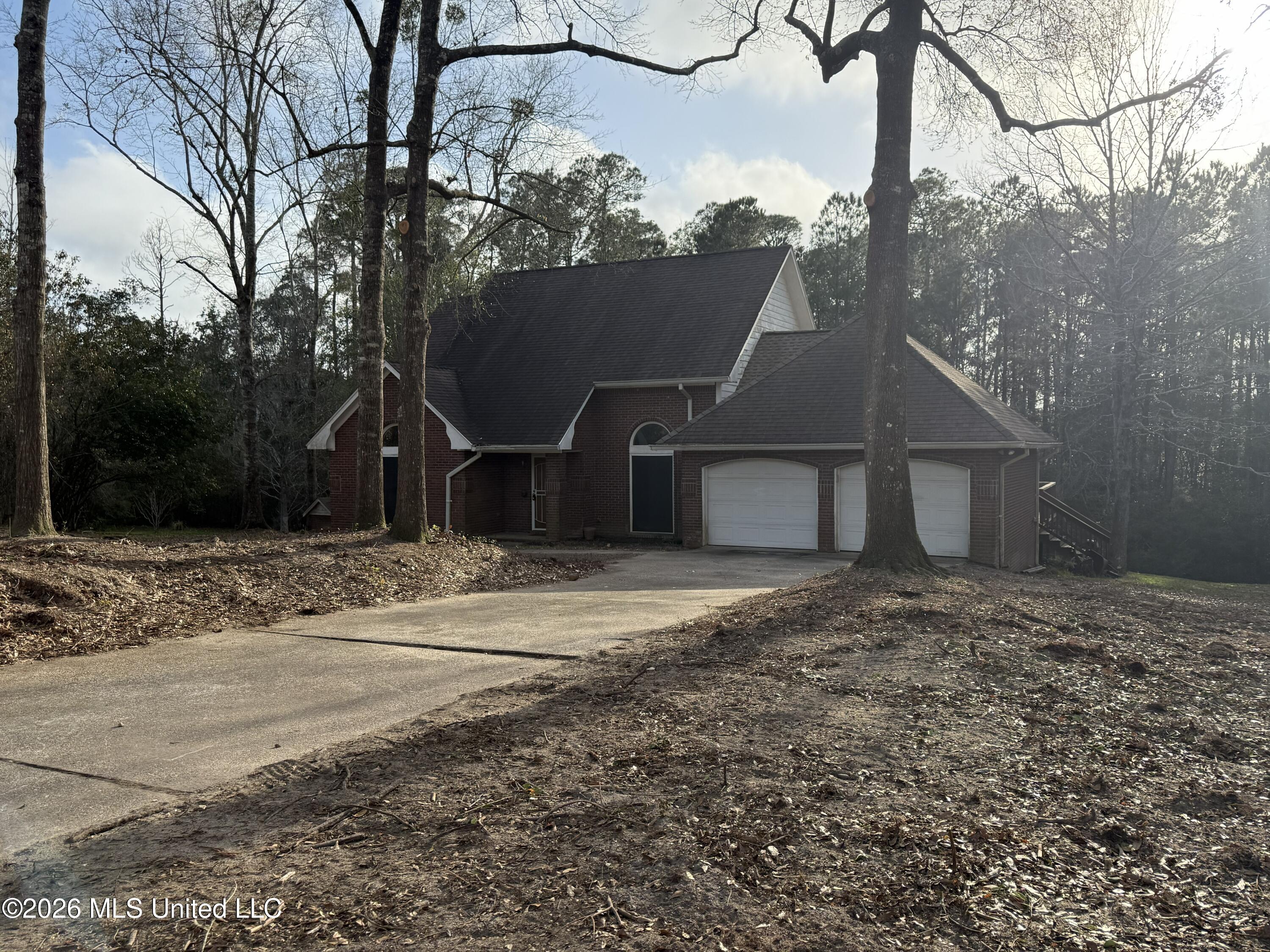 9213 Selena Drive Property Photo 6