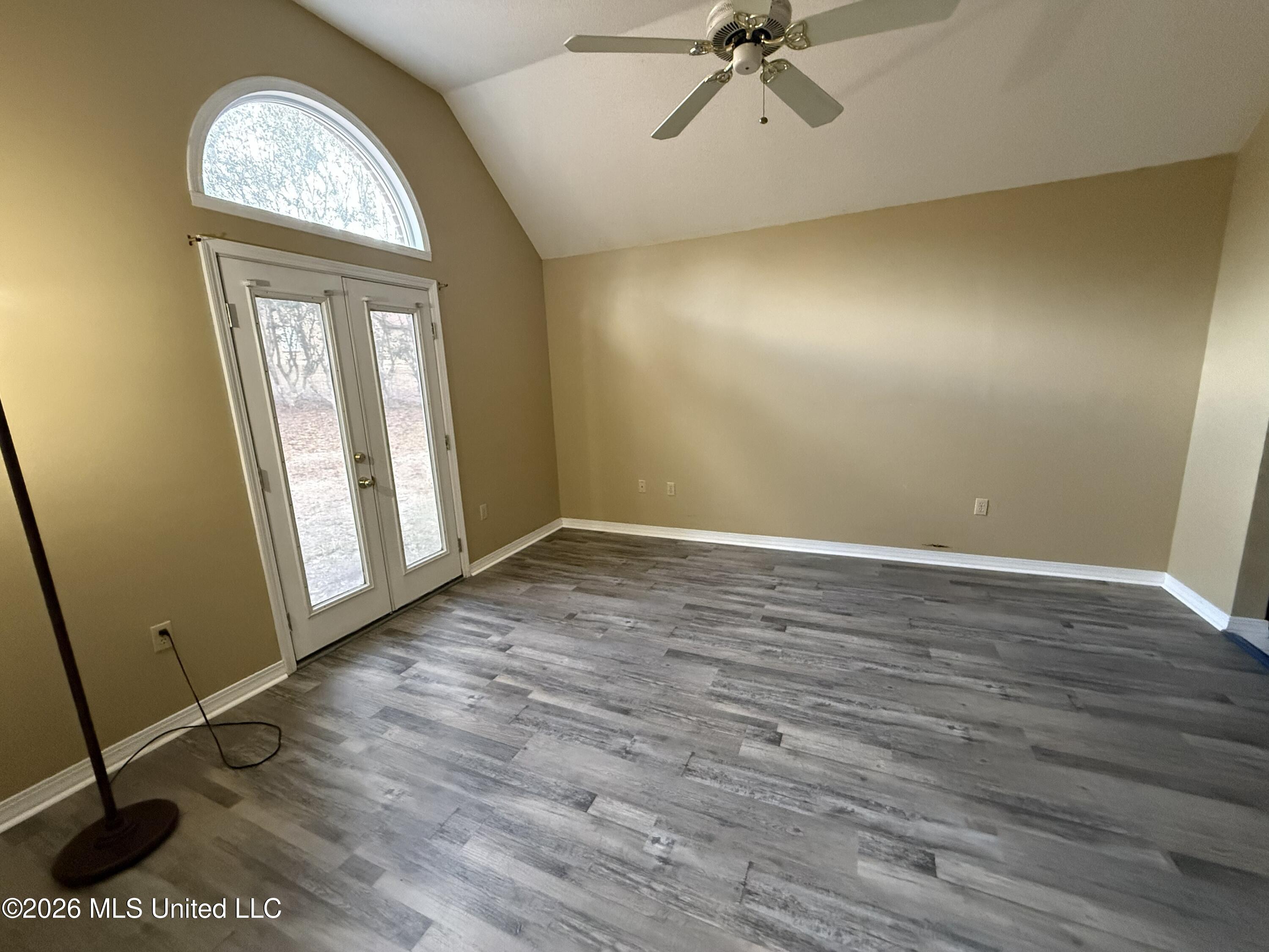 9213 Selena Drive Property Photo 25