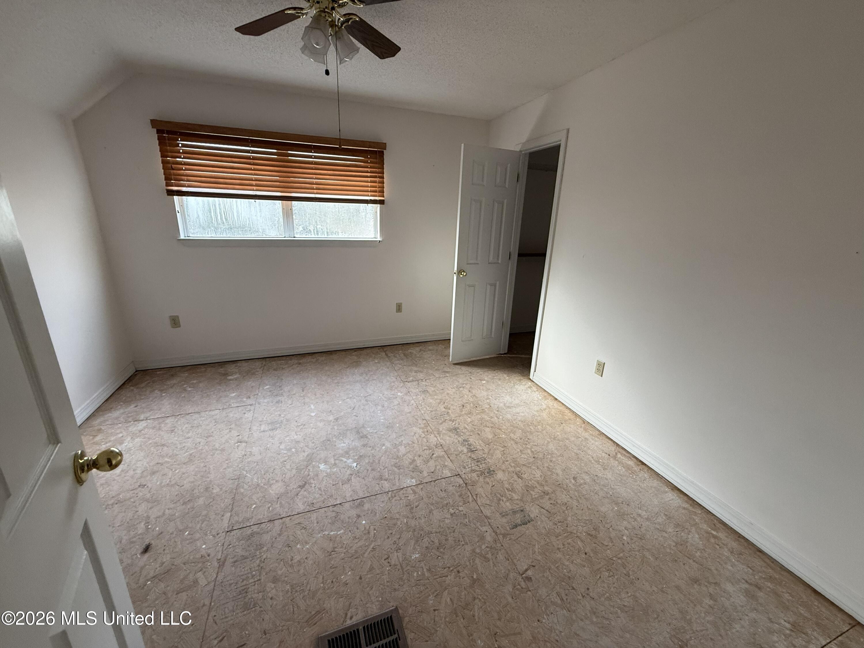 9213 Selena Drive Property Photo 28