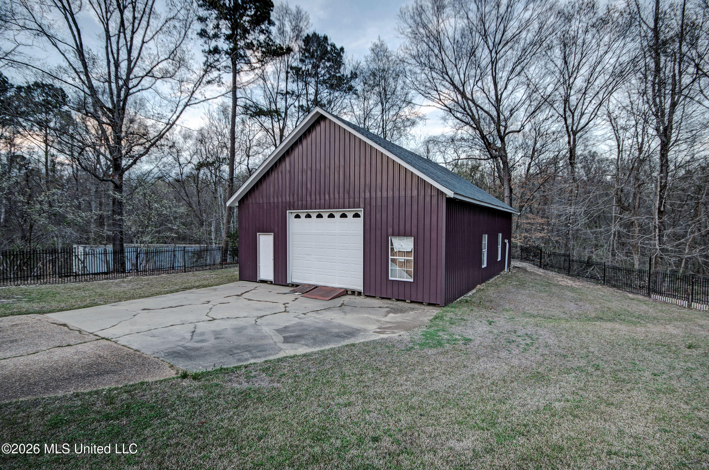 2743 Highway 80 East Property Photo 13