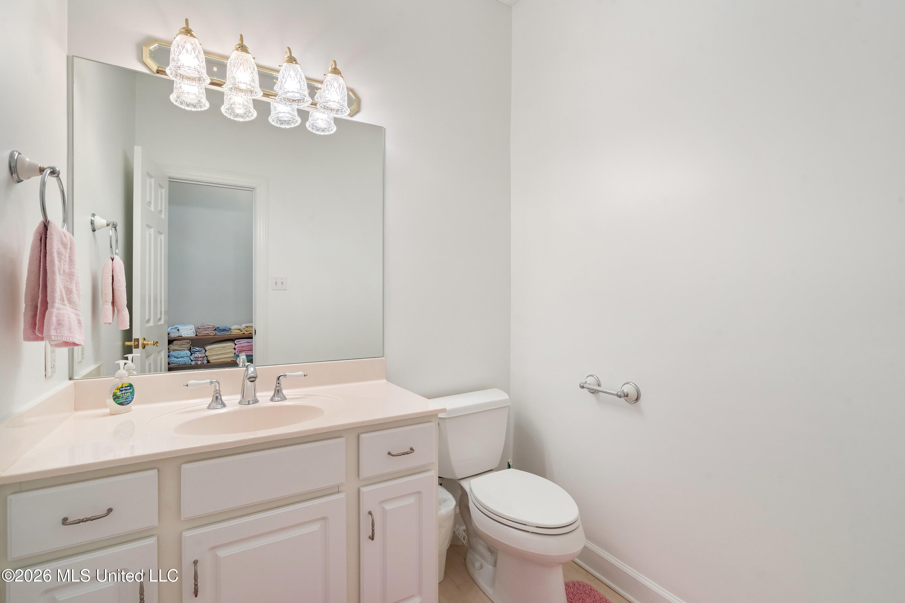 4045 Davall Drive Property Photo 16