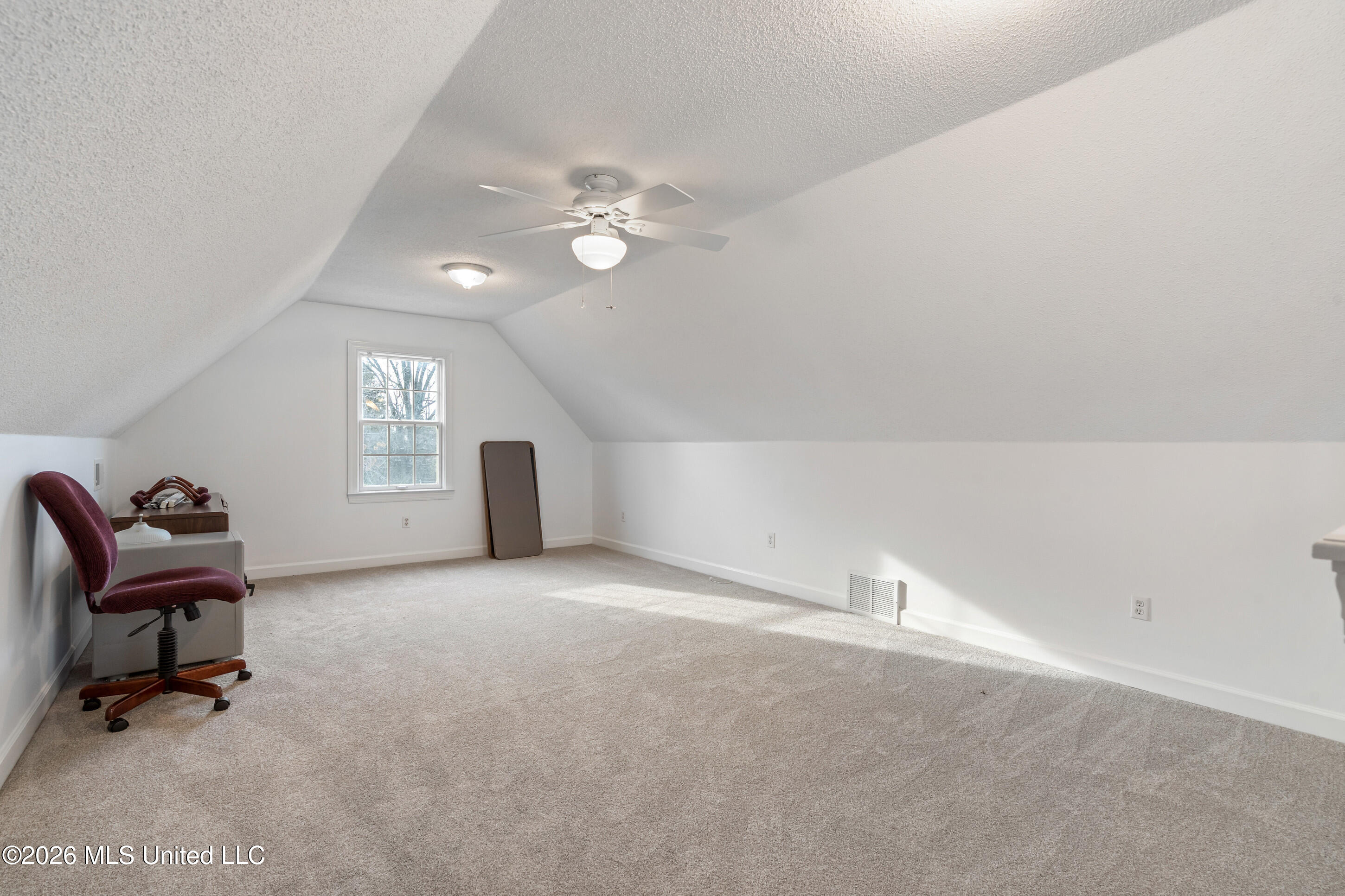 4045 Davall Drive Property Photo 22