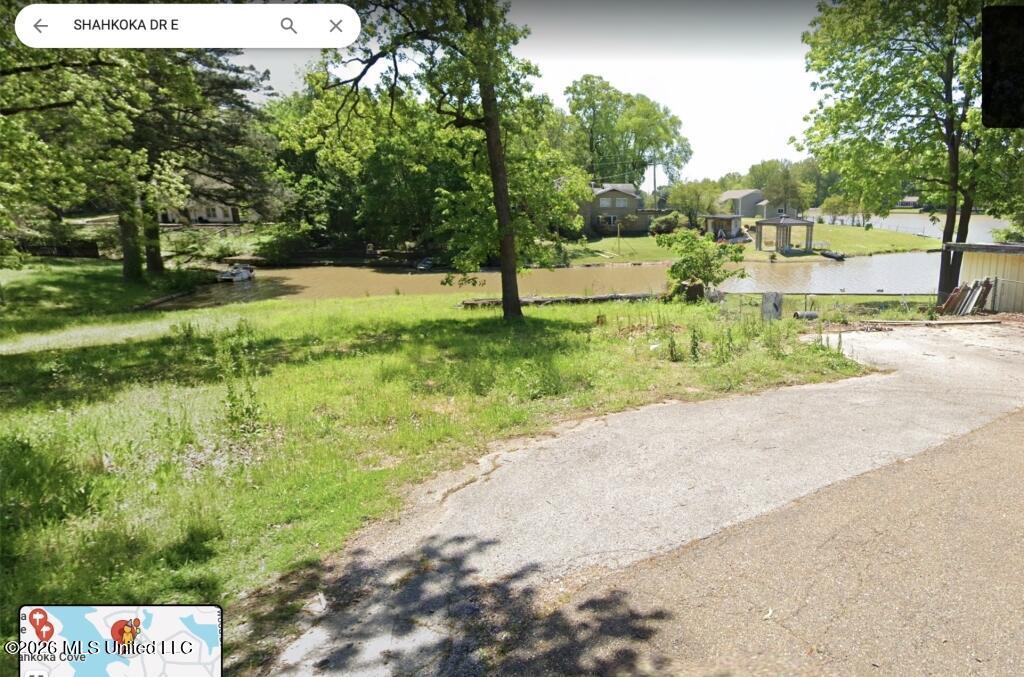 7927 Hickory Cove Property Photo 2