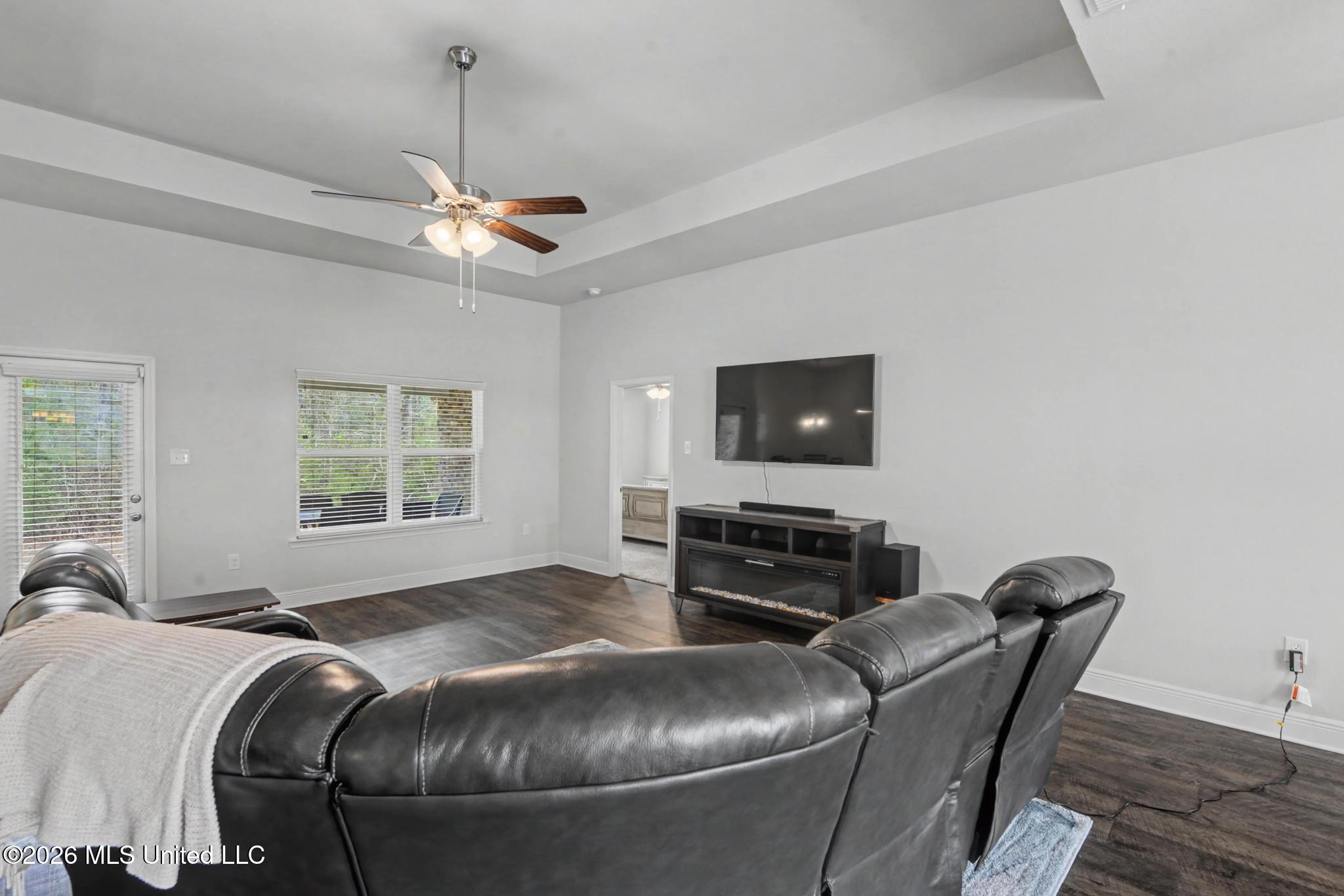 15744 Rachael Drive Property Photo 4