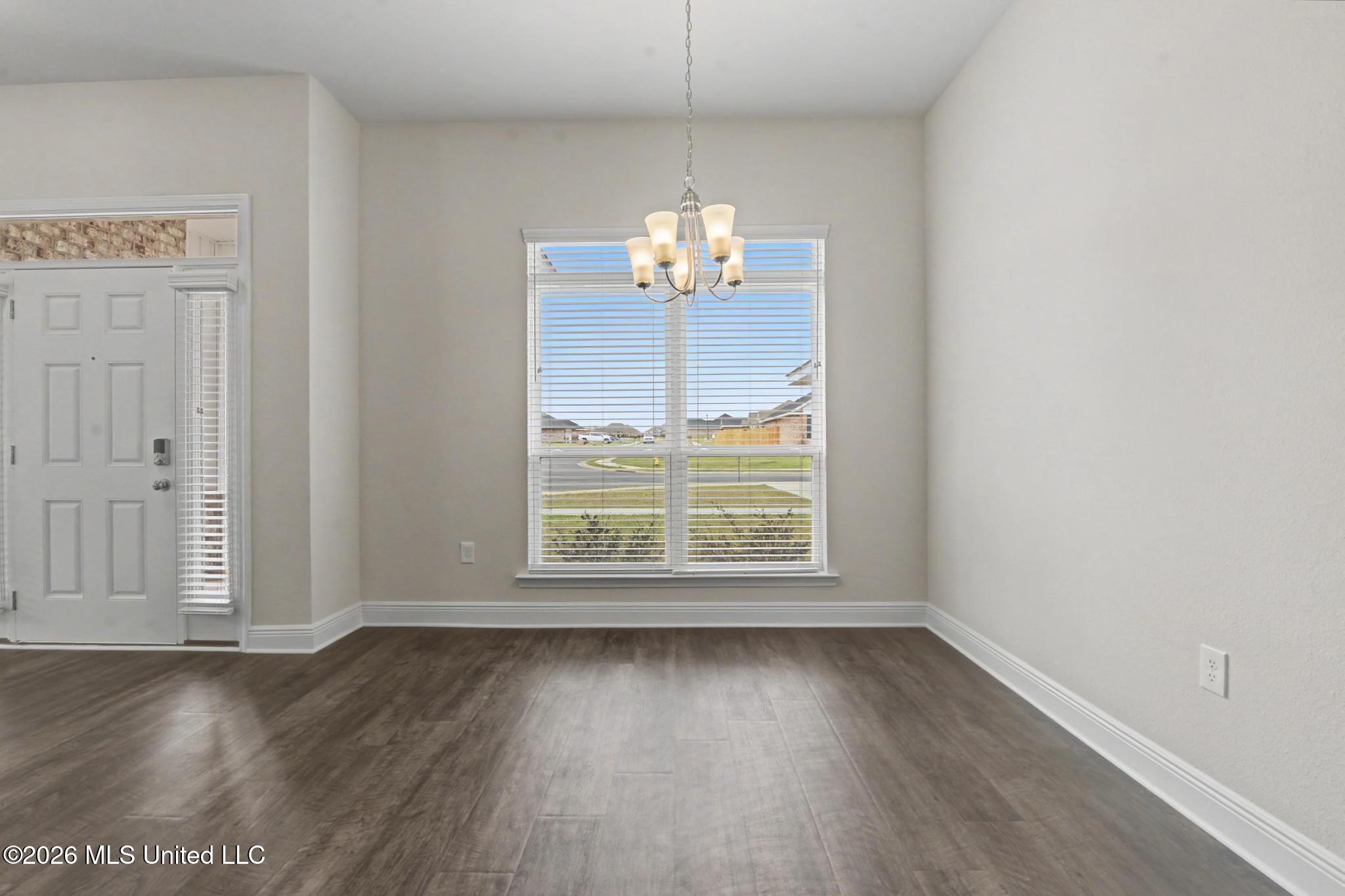 15744 Rachael Drive Property Photo 9