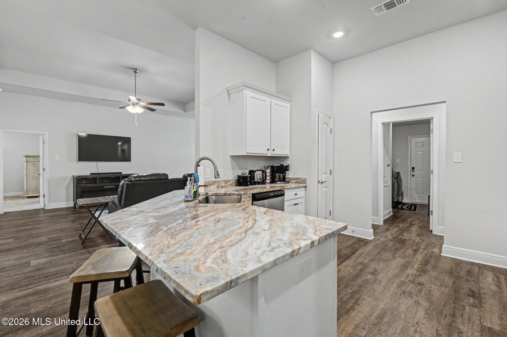15744 Rachael Drive Property Photo 10