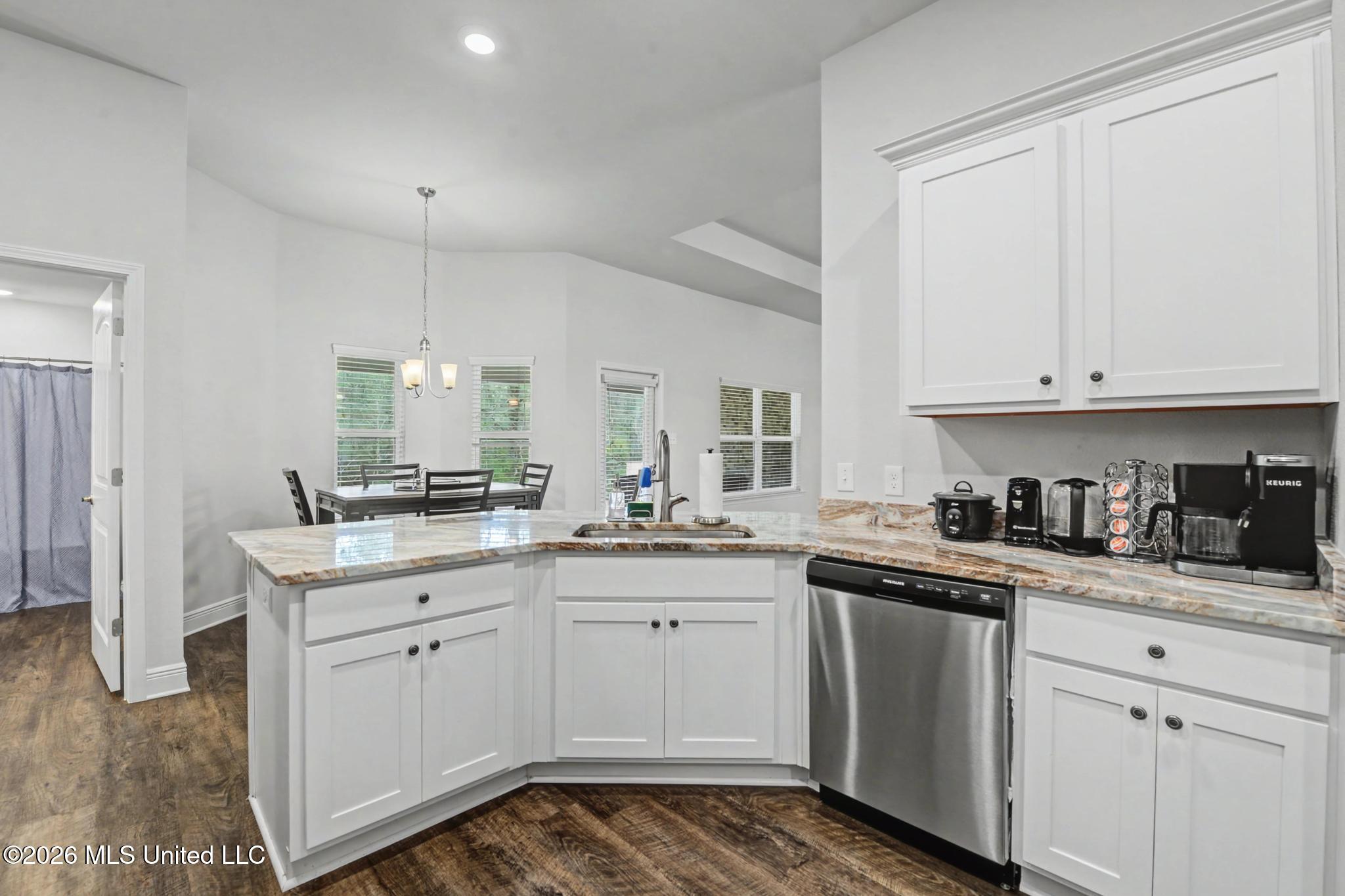 15744 Rachael Drive Property Photo 11
