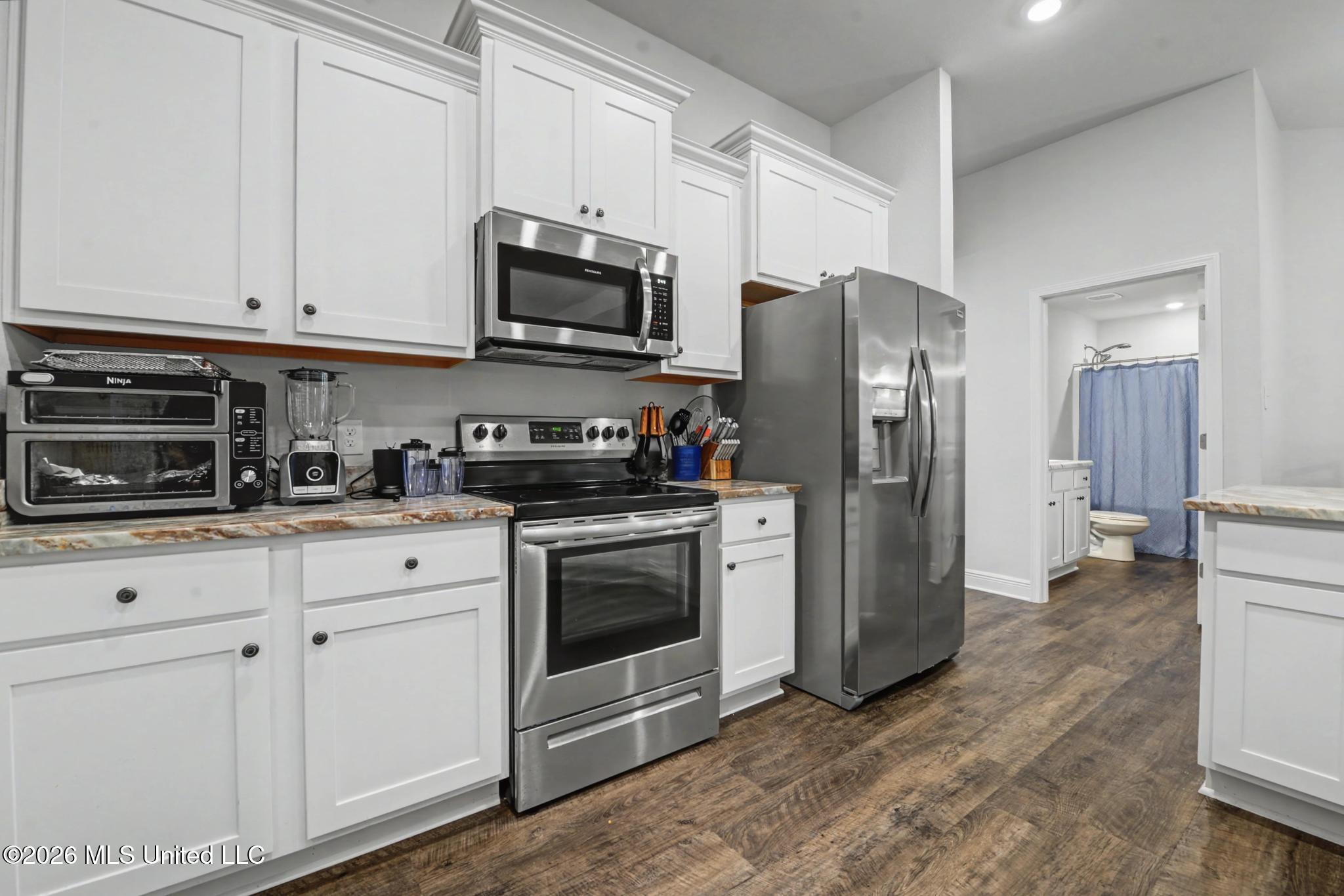 15744 Rachael Drive Property Photo 12