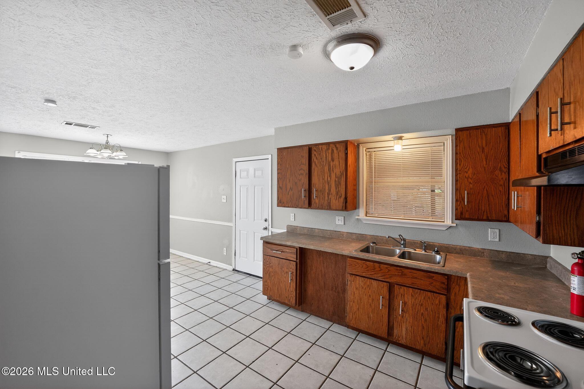 169 Thousand Oaks Circle Property Photo 9