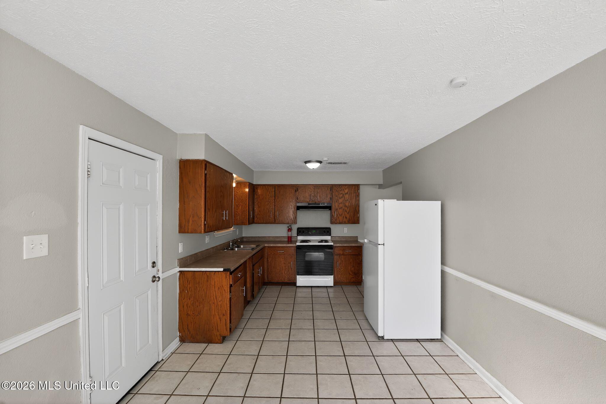 169 Thousand Oaks Circle Property Photo 12