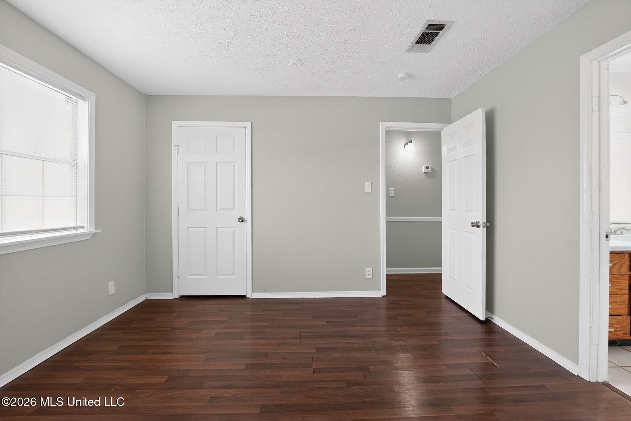169 Thousand Oaks Circle Property Photo 15