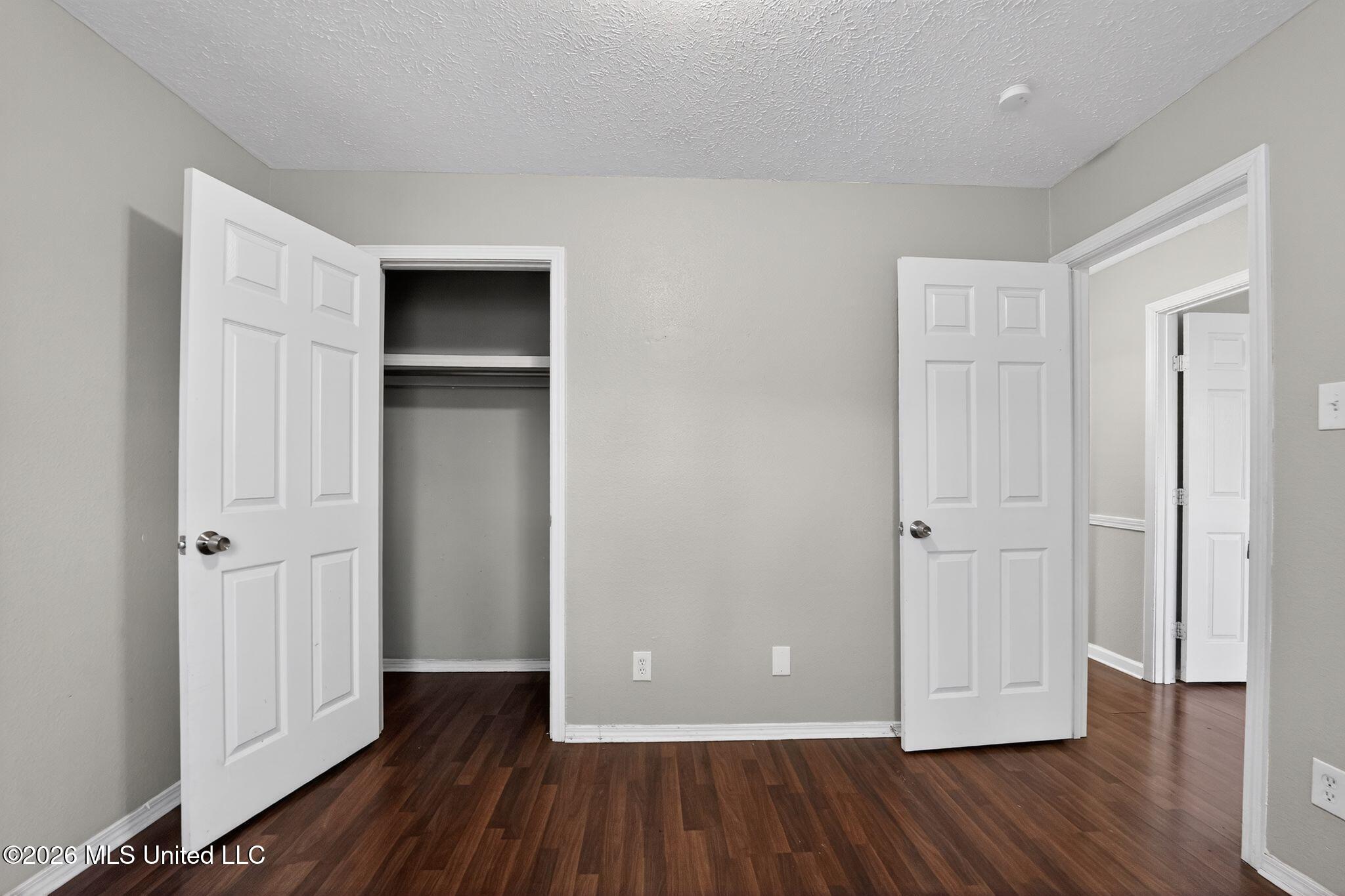 169 Thousand Oaks Circle Property Photo 18