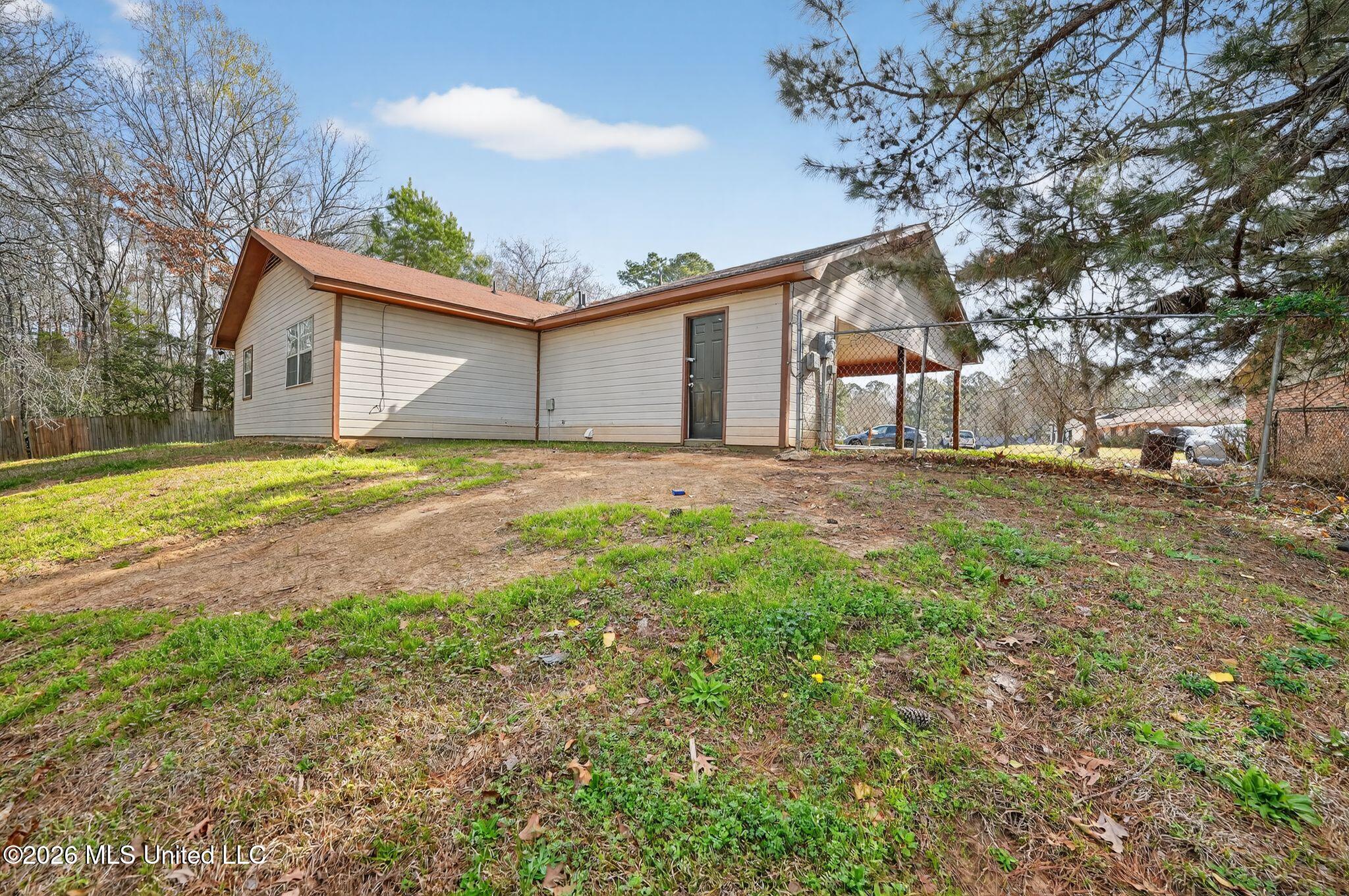 169 Thousand Oaks Circle Property Photo 33