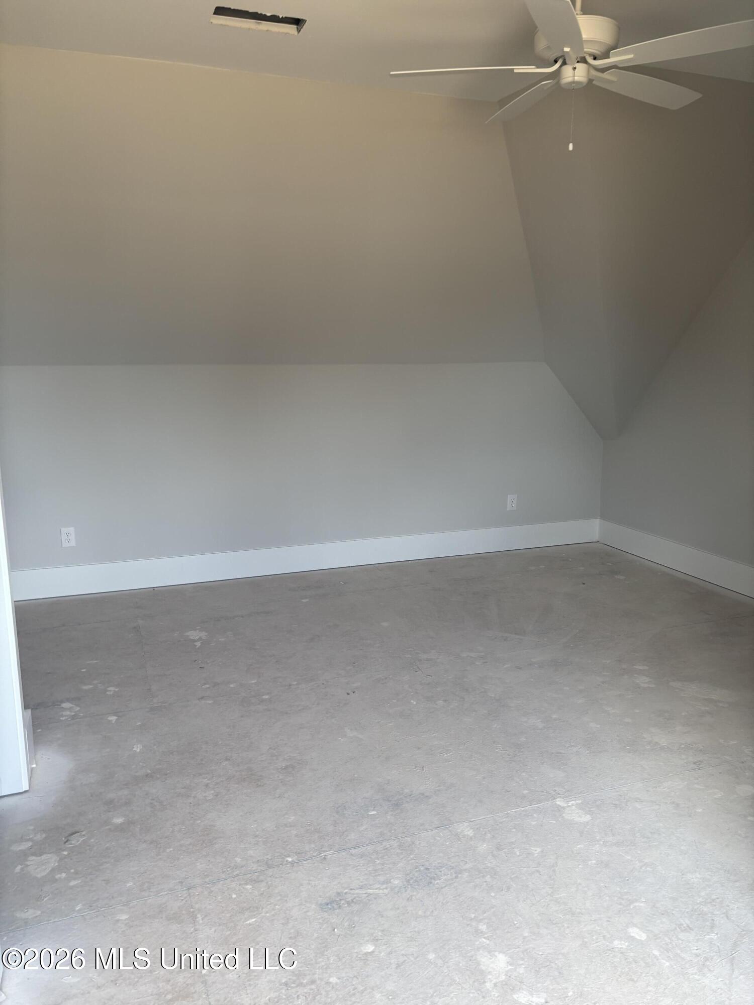 103 Katherine Lane Property Photo 21