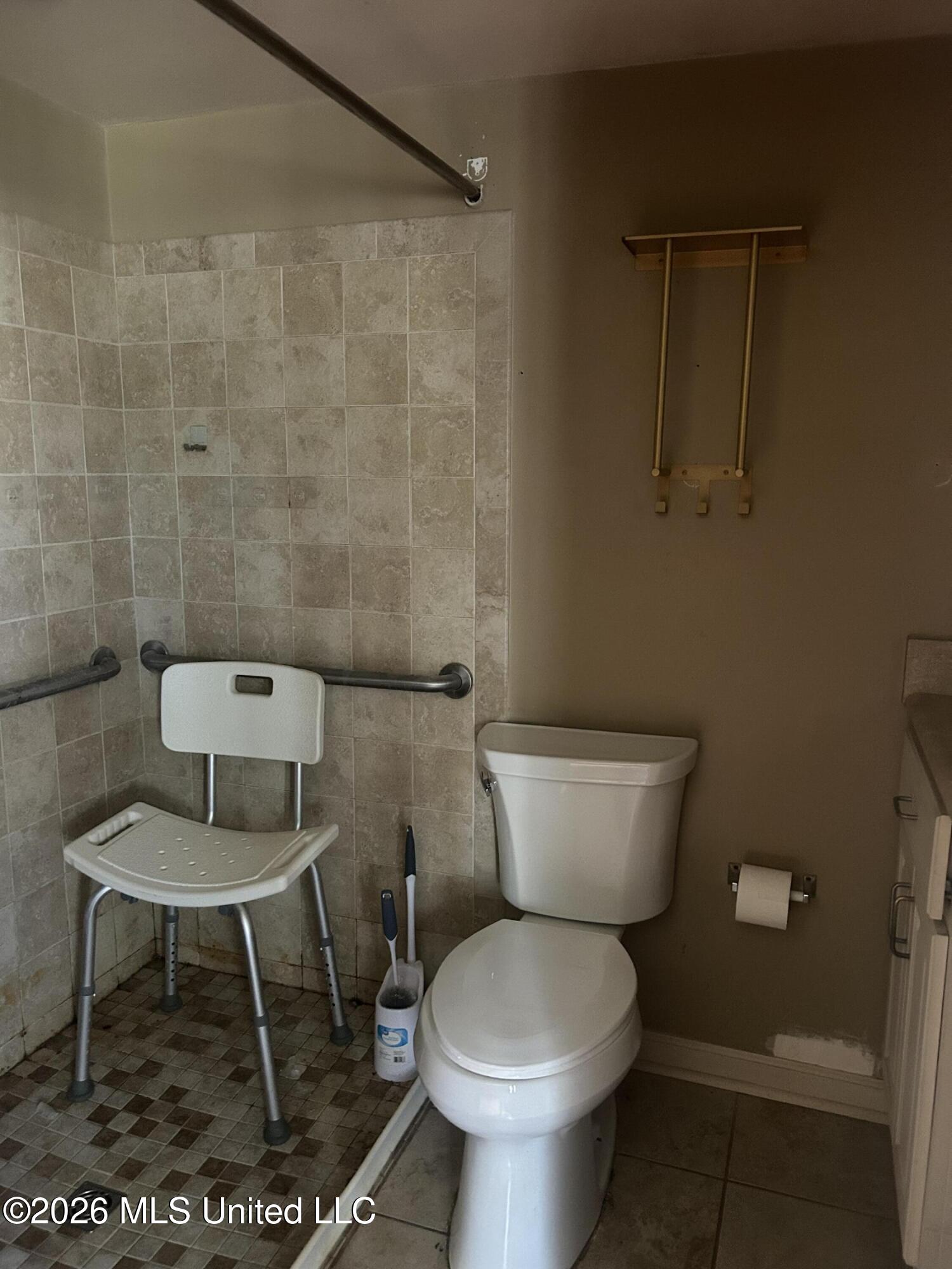 503 Hoboken Street Property Photo 4