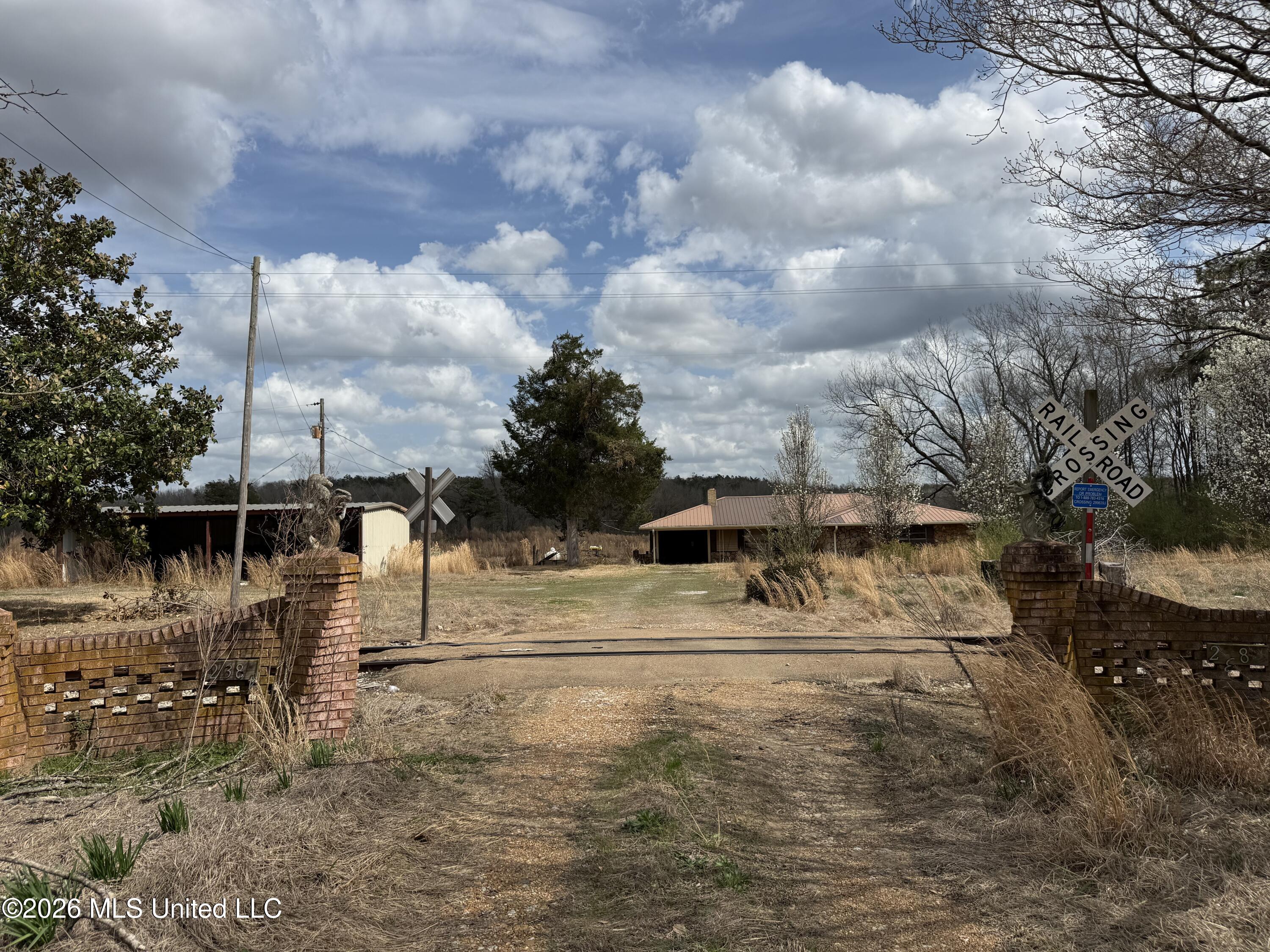 2384 Highway 51 Property Photo 6