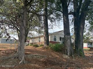 205 Parker Street Property Photo 3