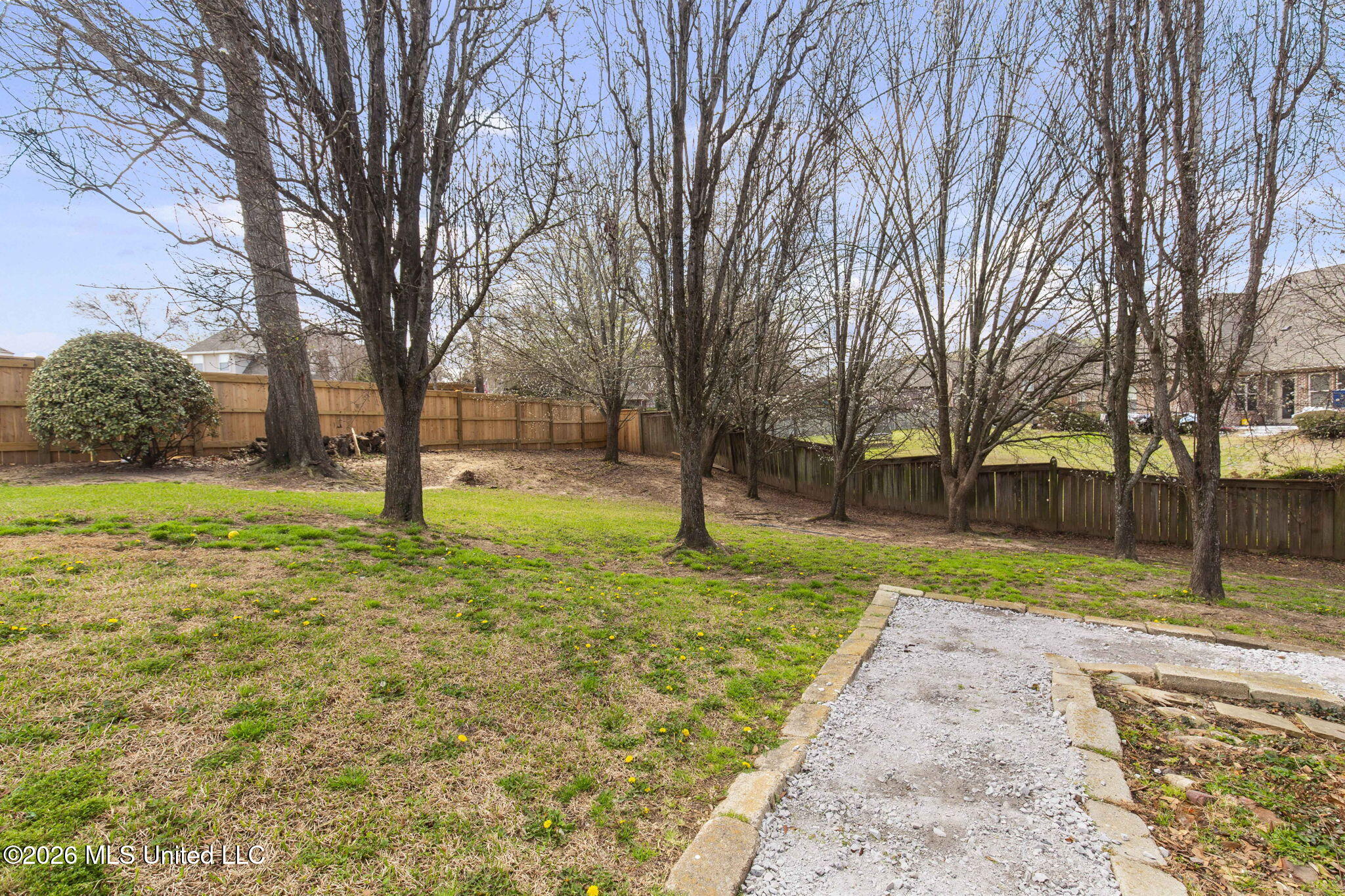 303 Hastings Cove Property Photo 41