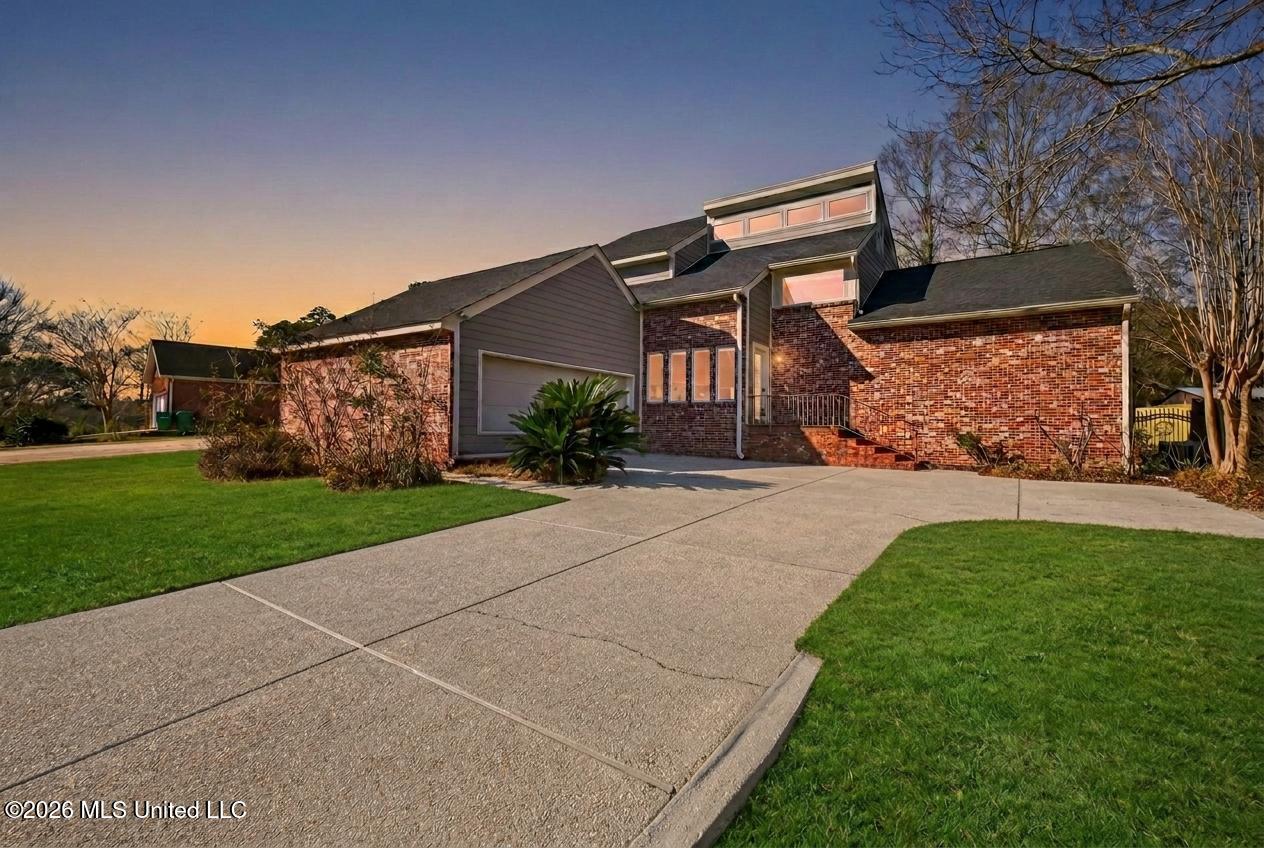 9922 Honalo Place Property Photo 1