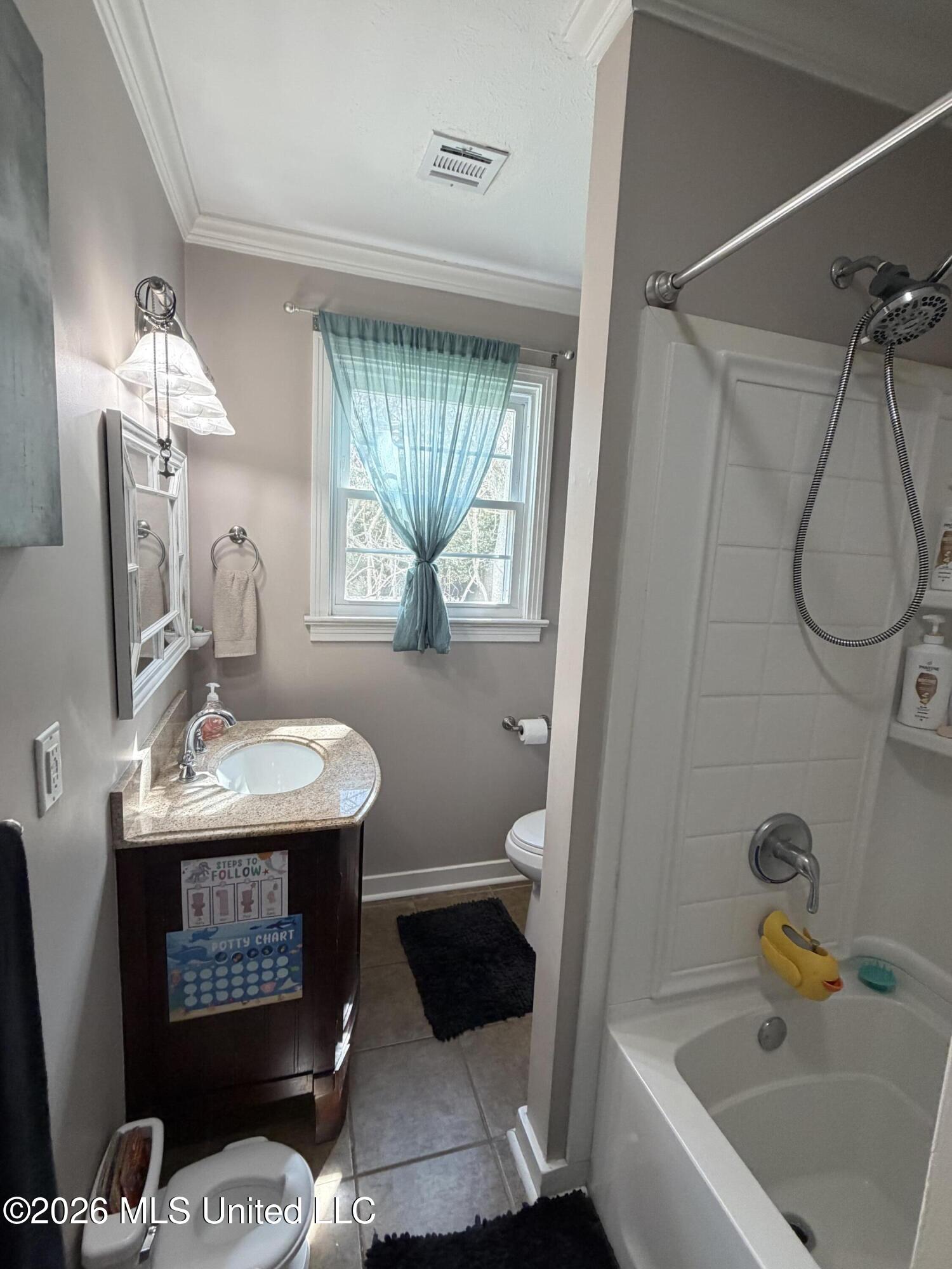 306 Park Place Property Photo 10